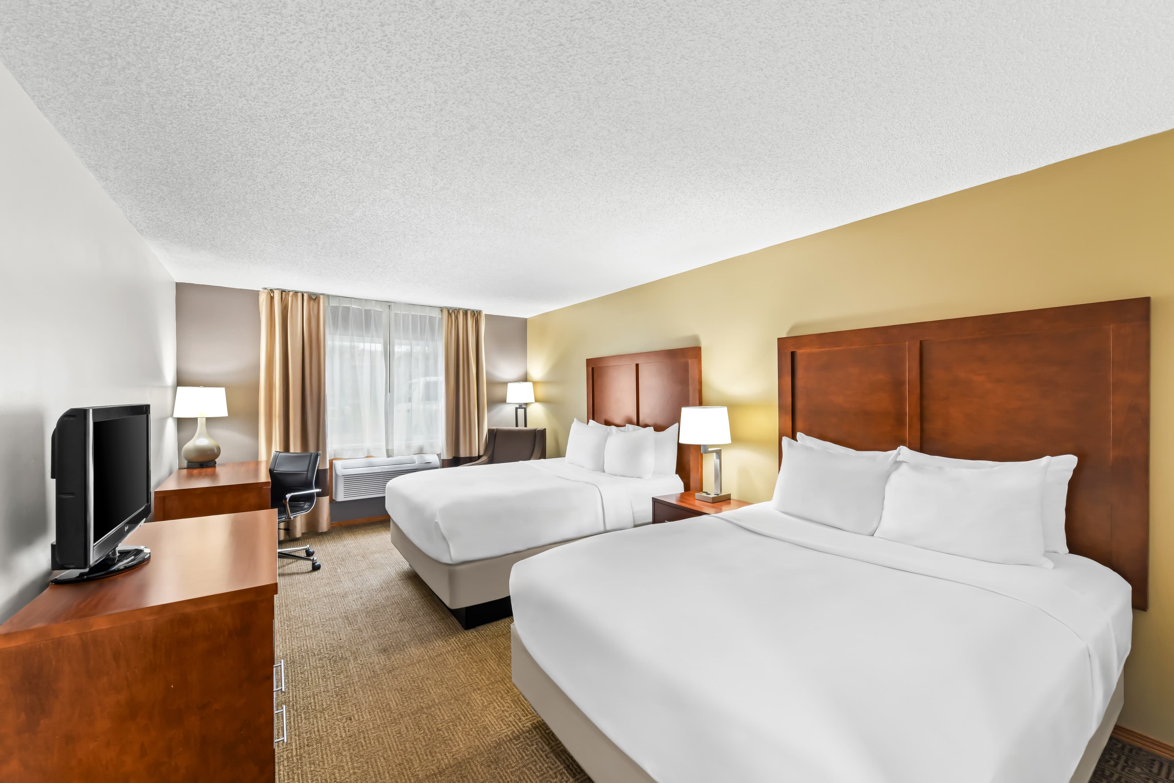 Comfort Inn Rhinelander - Image 1