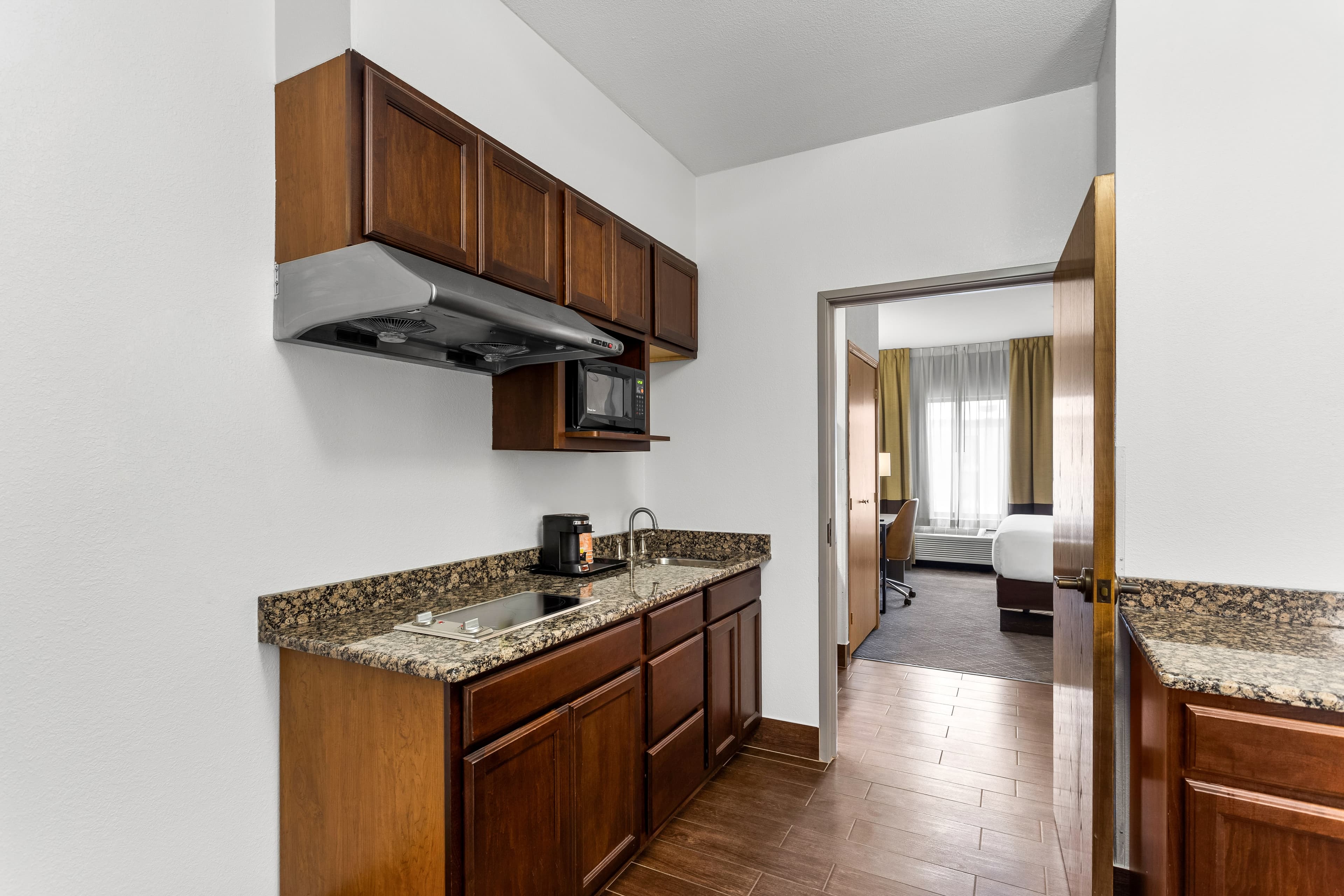Comfort Inn & Suites Kenosha-Pleasant Prairie — 10