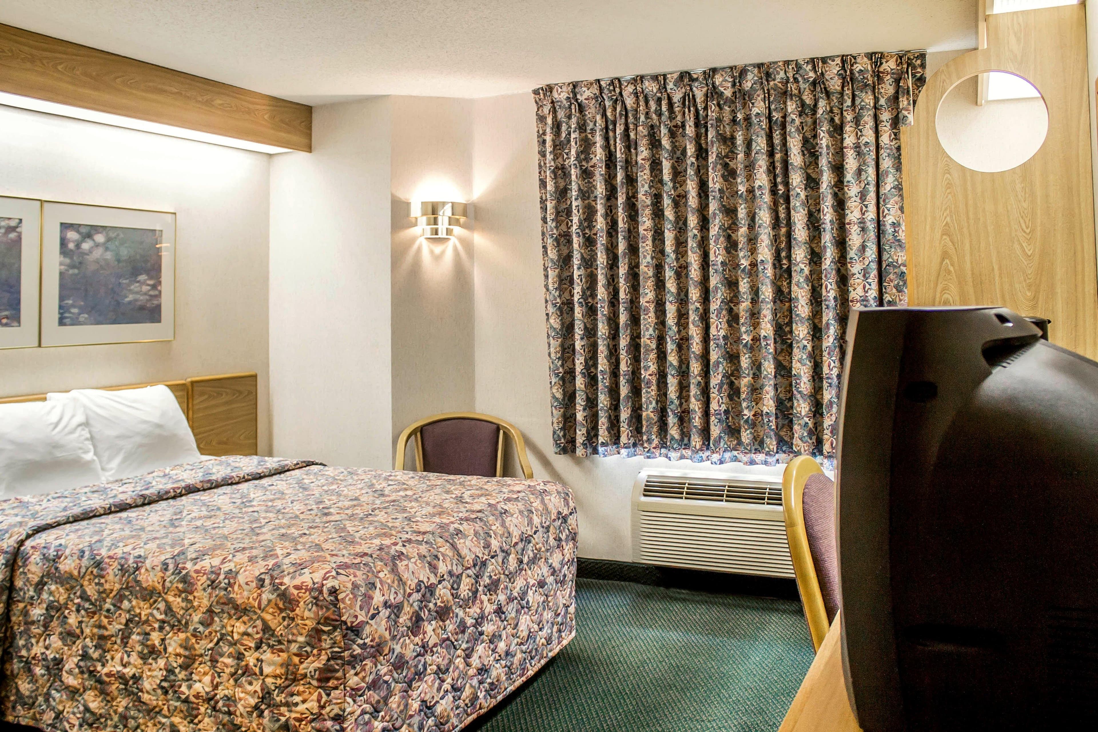 Rodeway Inn Abbotsford — 19