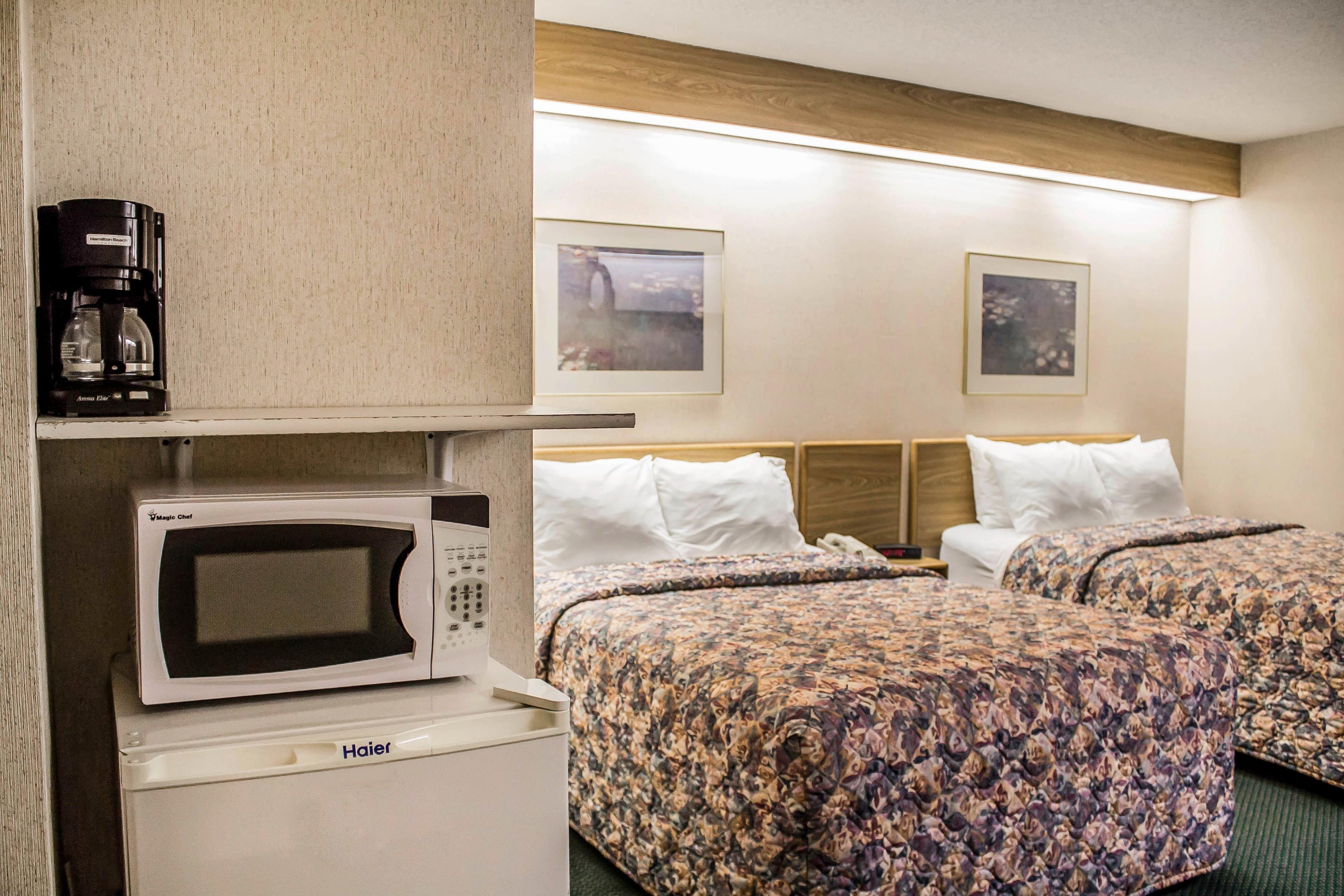 Rodeway Inn Abbotsford — 6