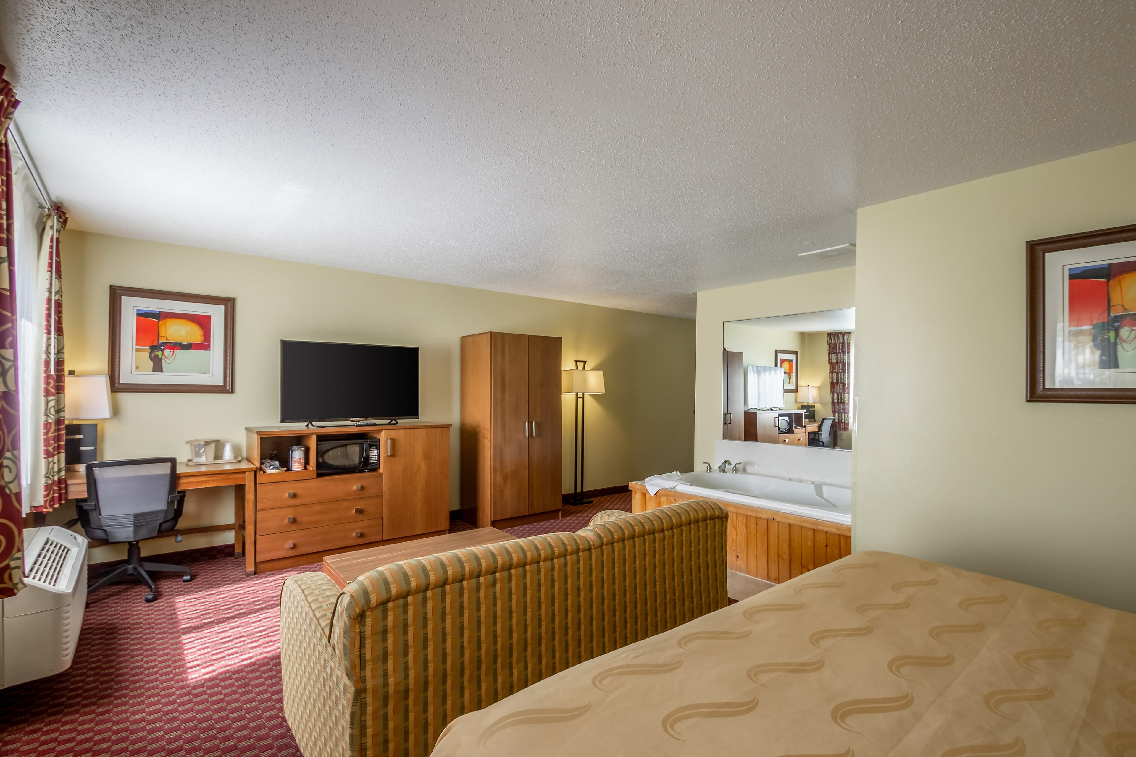 Quality Inn Mineral Point — 10