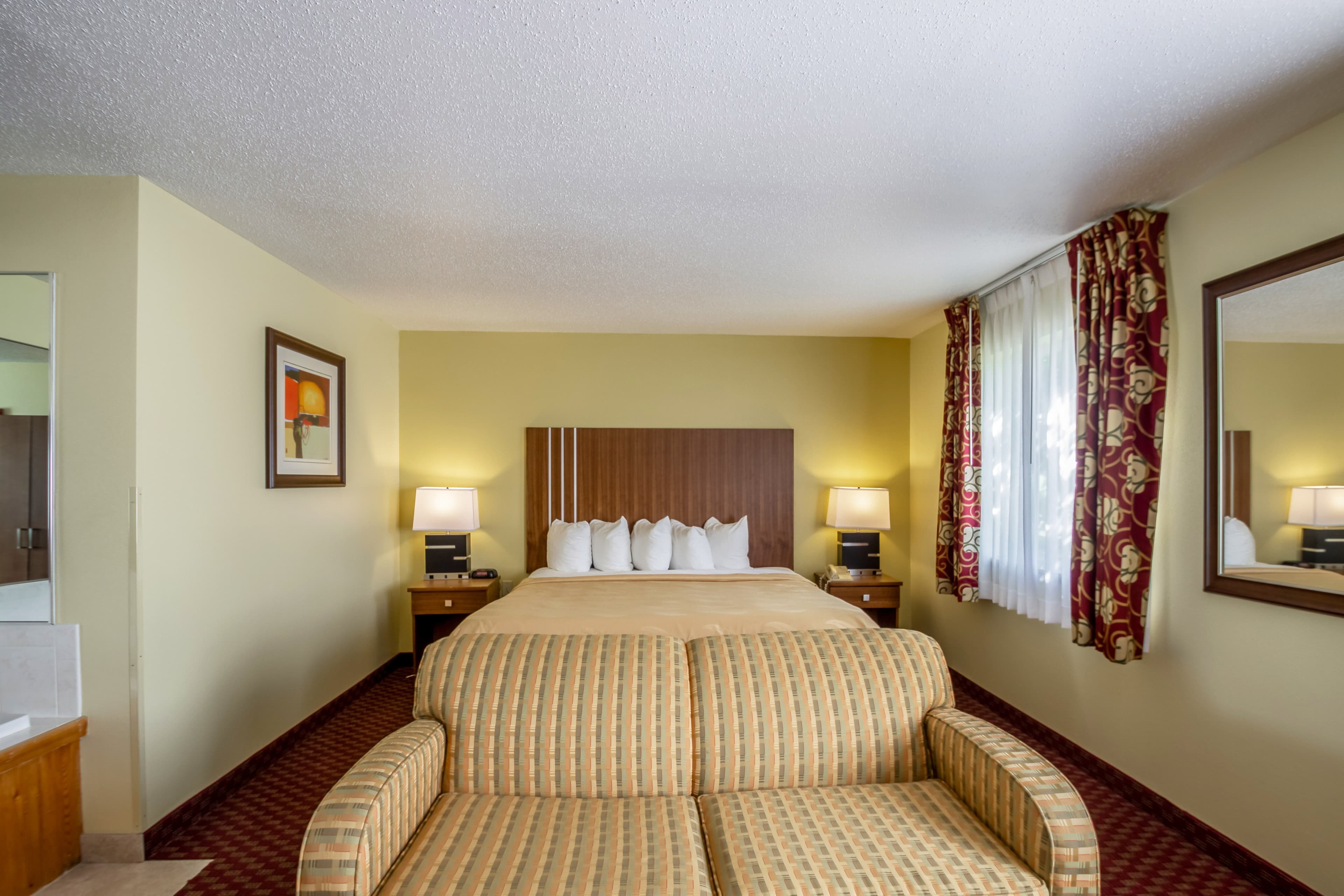 Quality Inn Mineral Point — 11