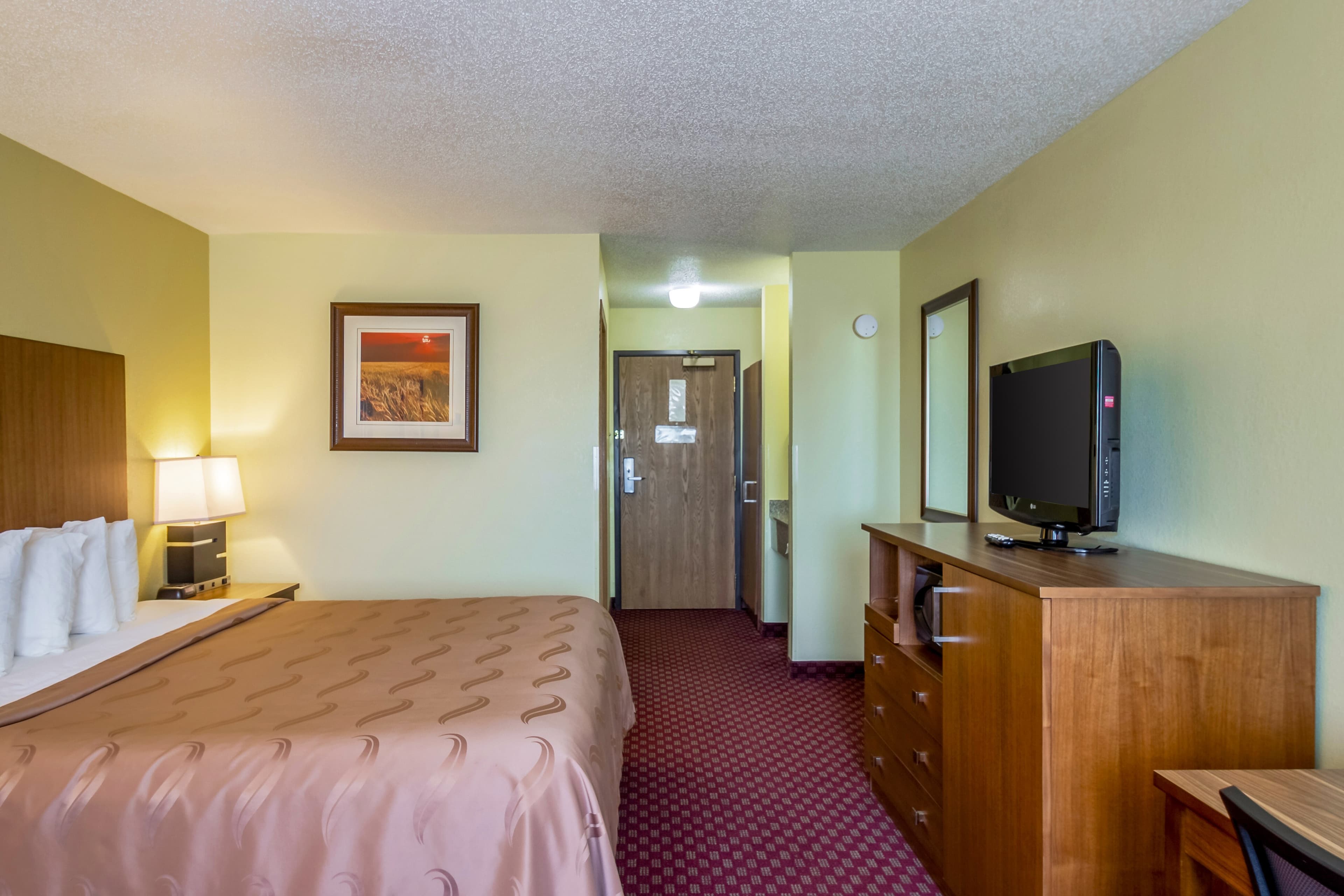 Quality Inn Mineral Point — 6