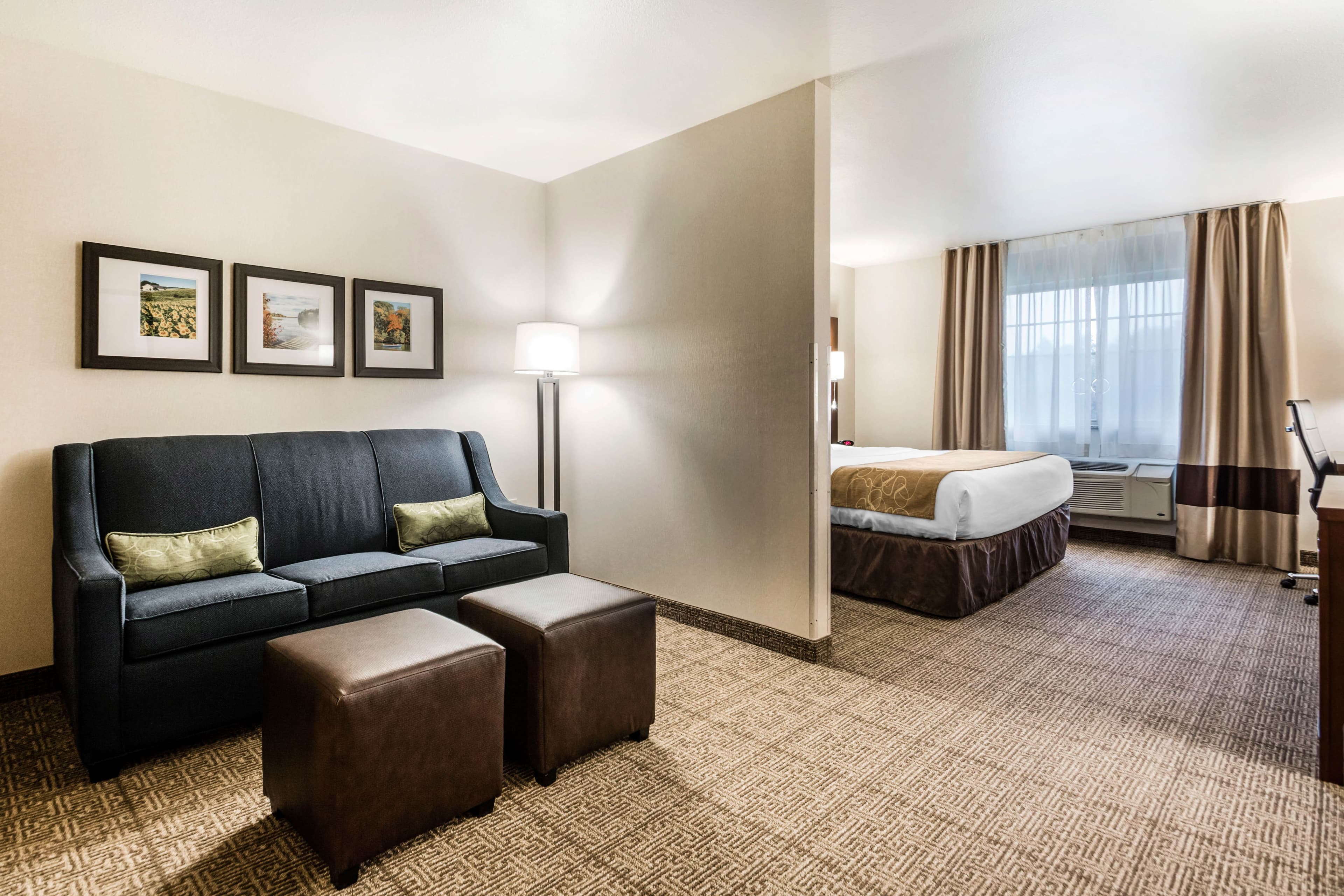 Comfort Suites at Par 4 Resort - Image 3