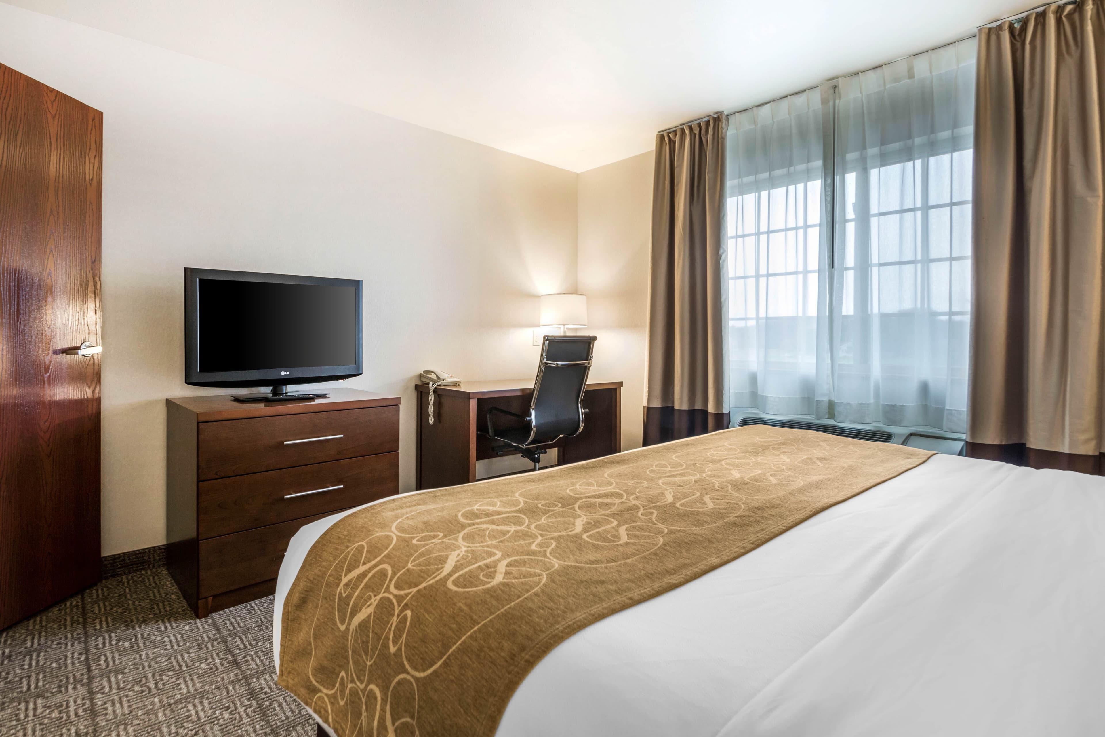 Comfort Suites at Par 4 Resort — 23