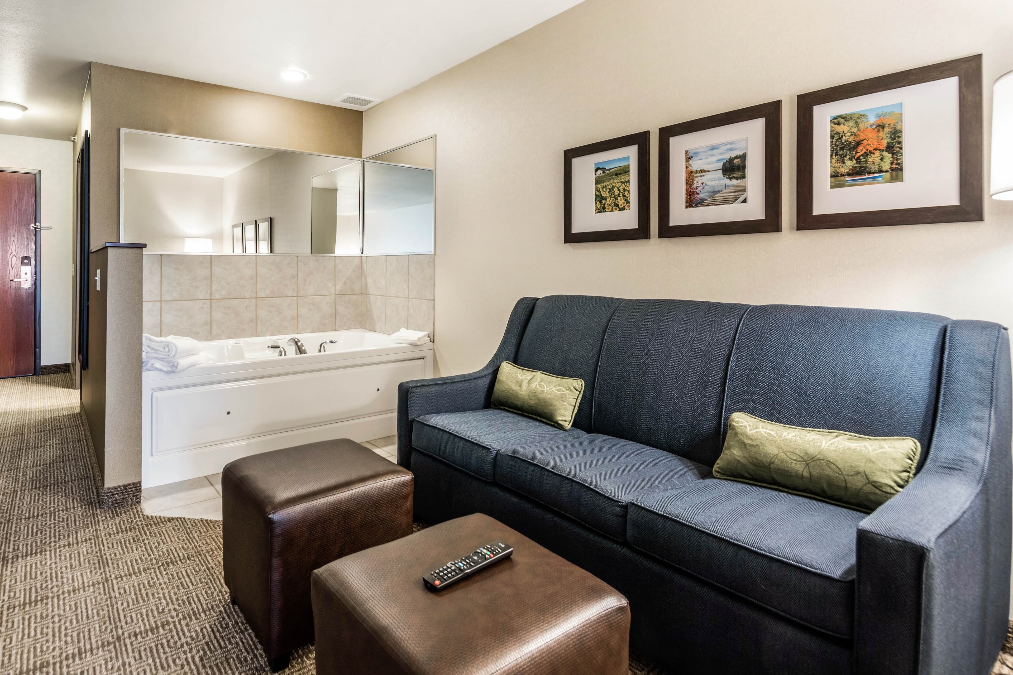 Comfort Suites at Par 4 Resort — 24