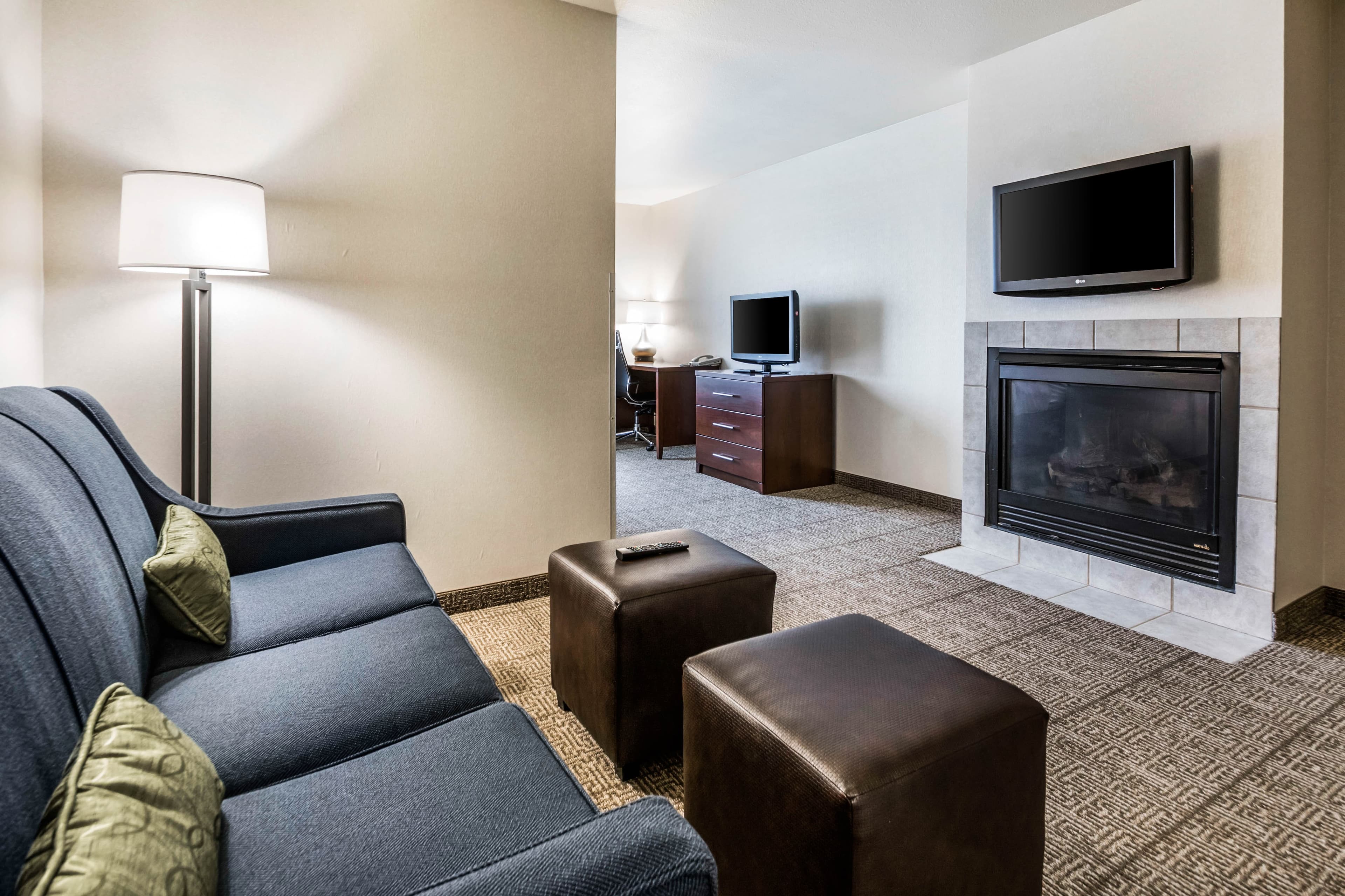 Comfort Suites at Par 4 Resort — 19