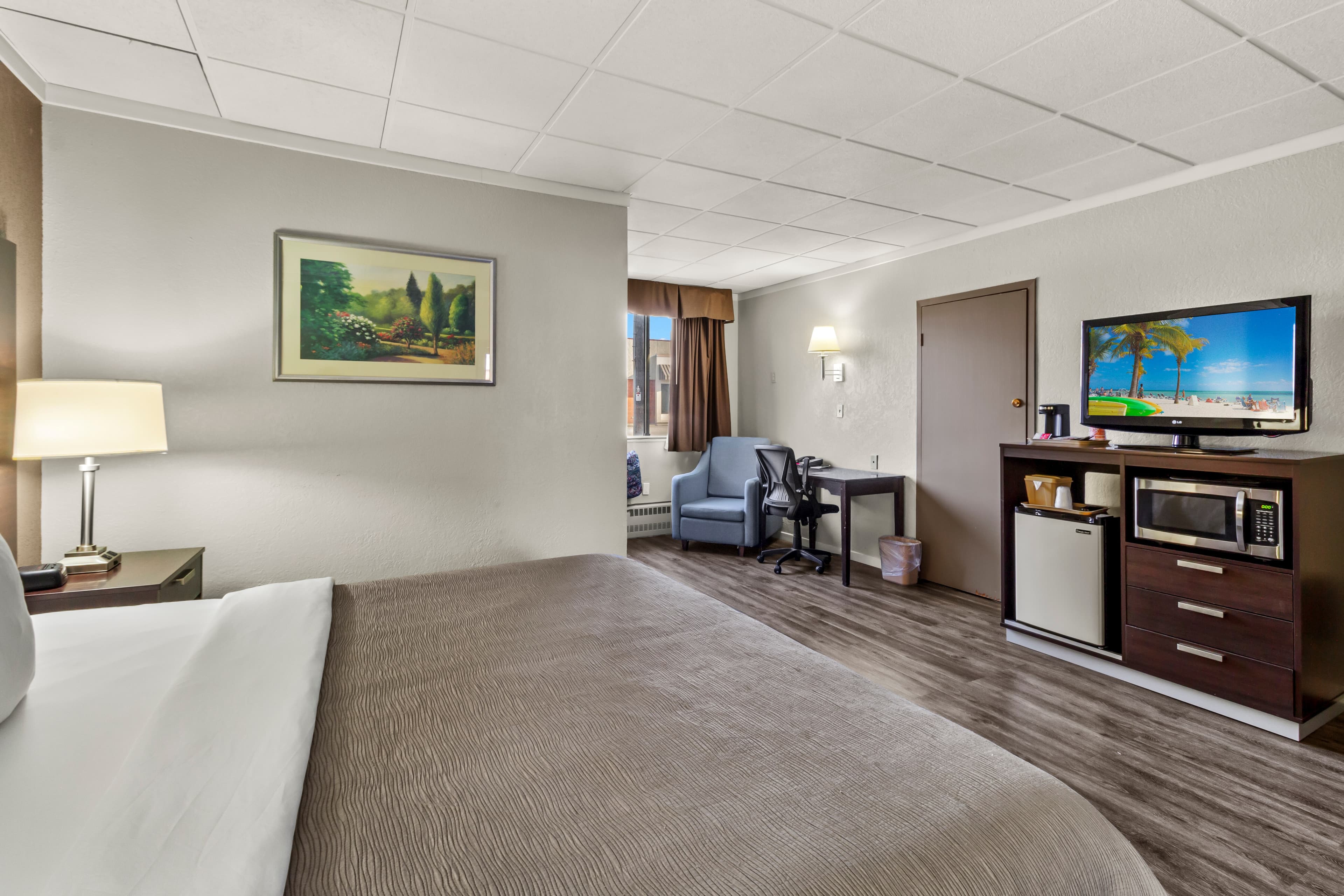 Quality Inn & Suites Green Bay Downtown — 30