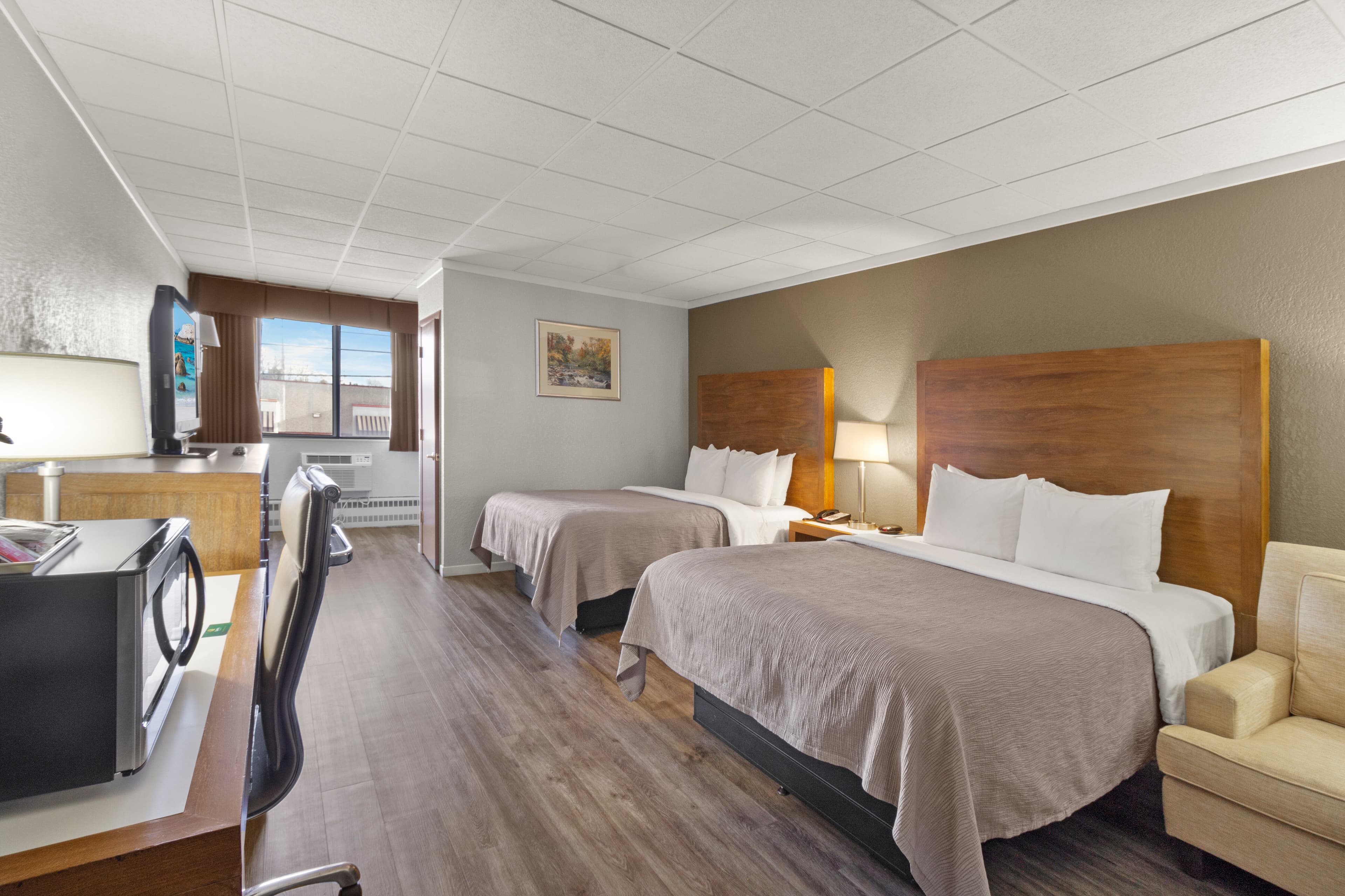 Quality Inn & Suites Green Bay Downtown — 33