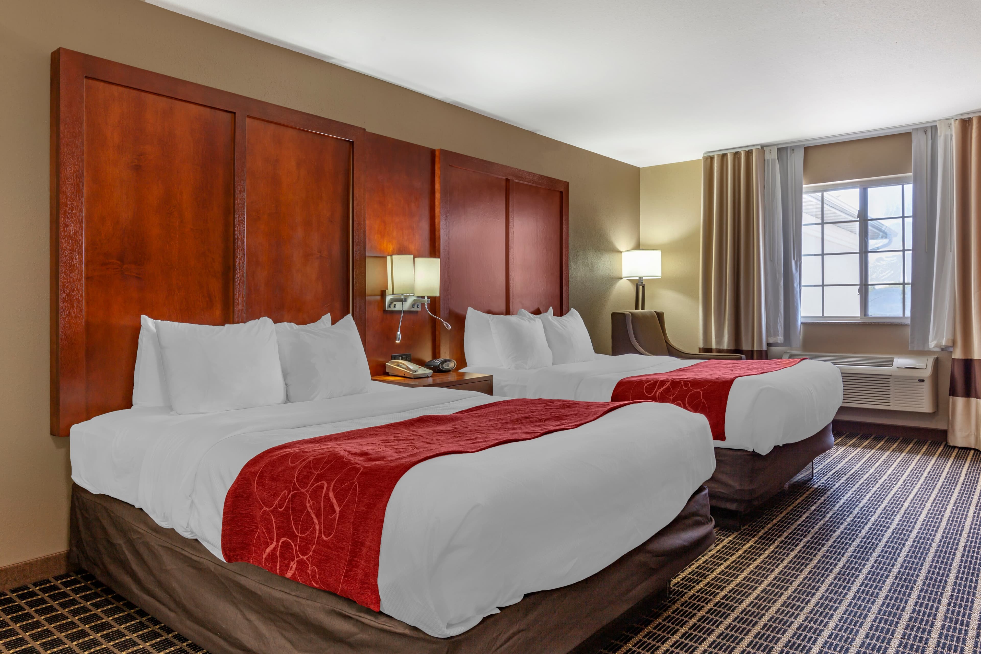 Comfort Suites Delavan - Lake Geneva Area - Image 1