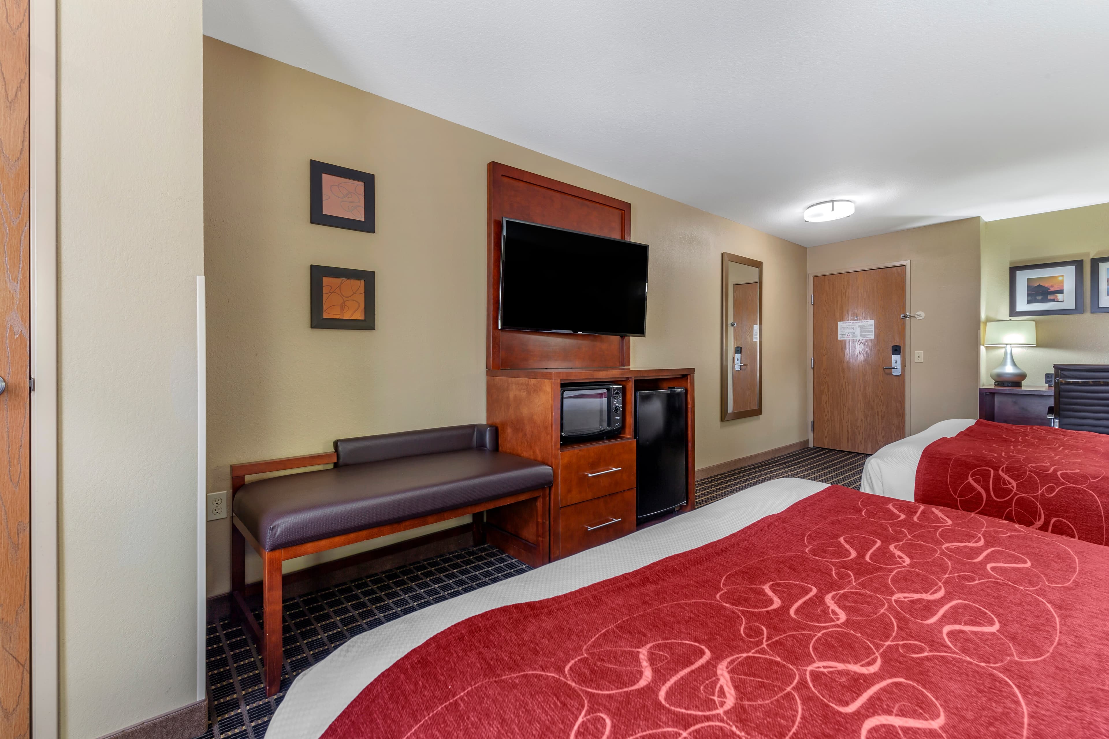Comfort Suites Delavan - Lake Geneva Area - Image 5