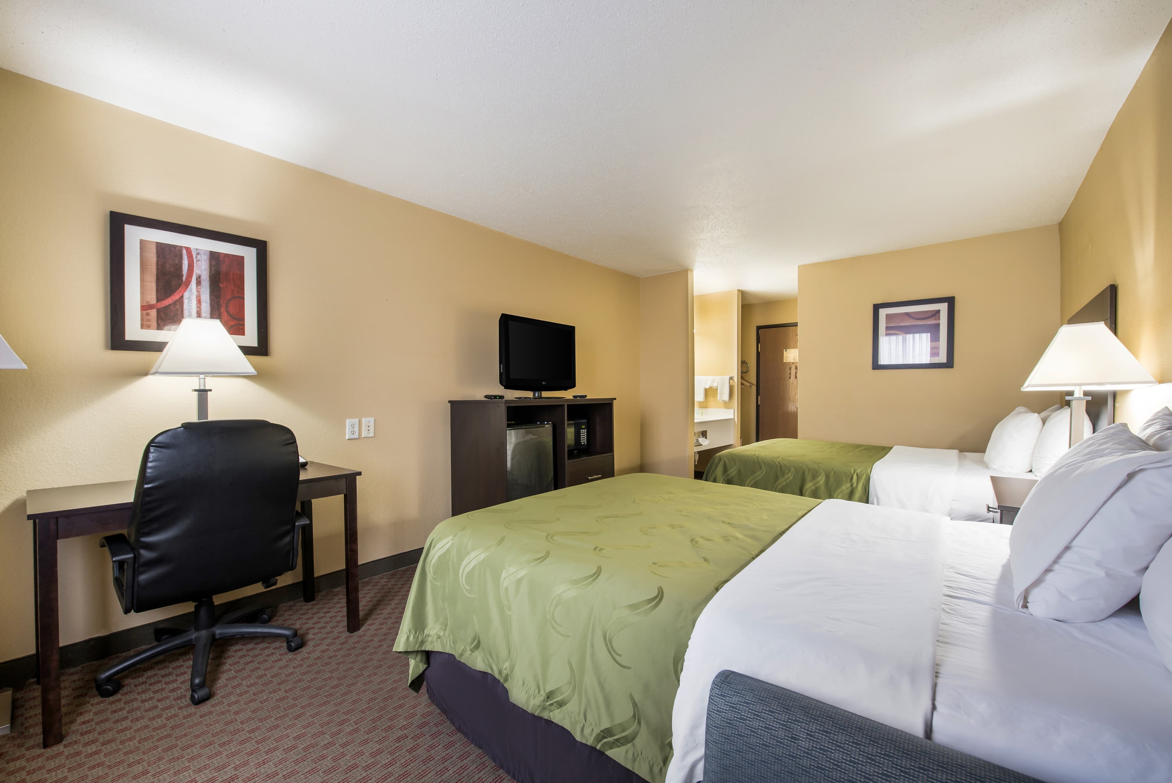 Quality Inn & Suites Menomonie — 8
