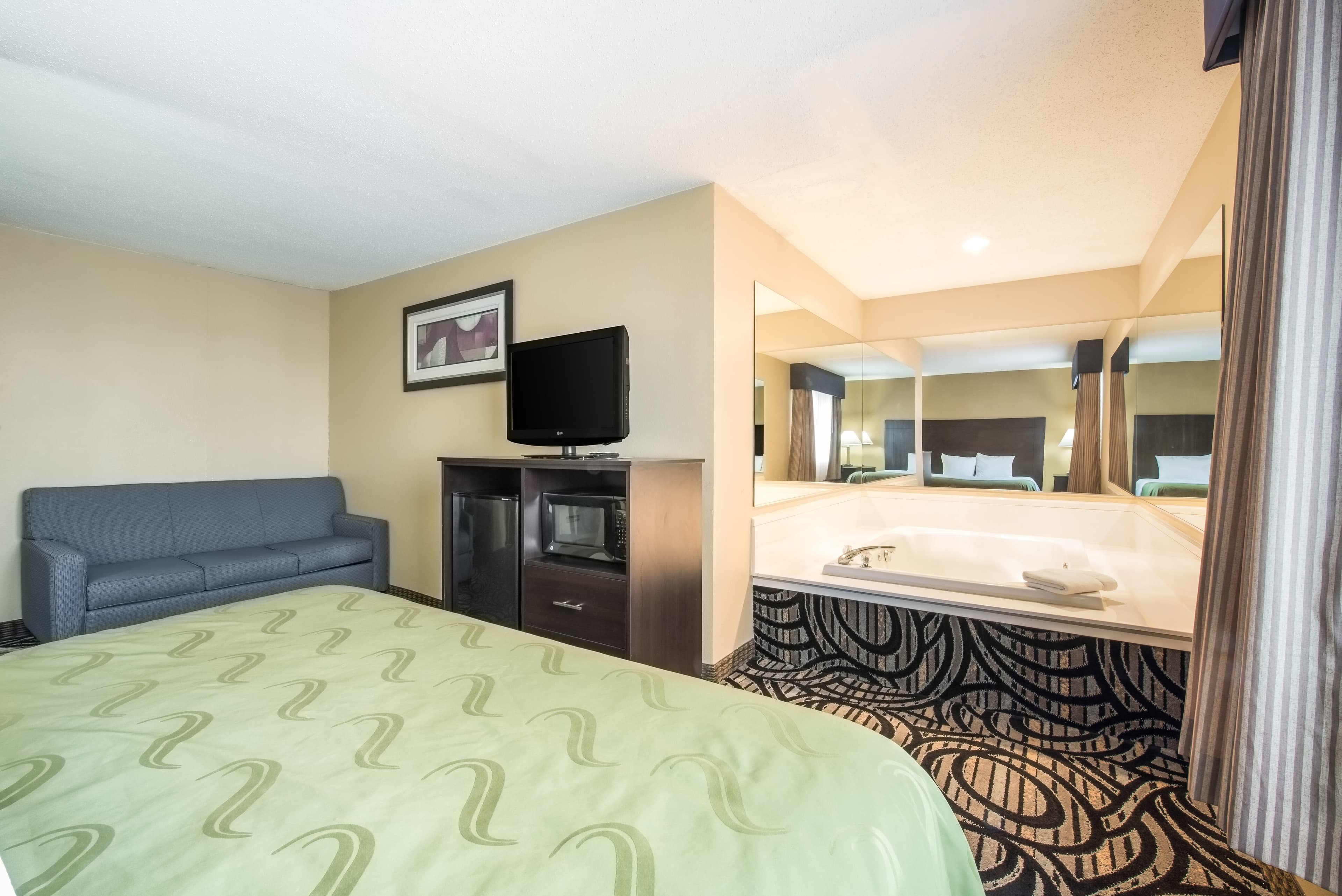 Quality Inn & Suites Menomonie — 11
