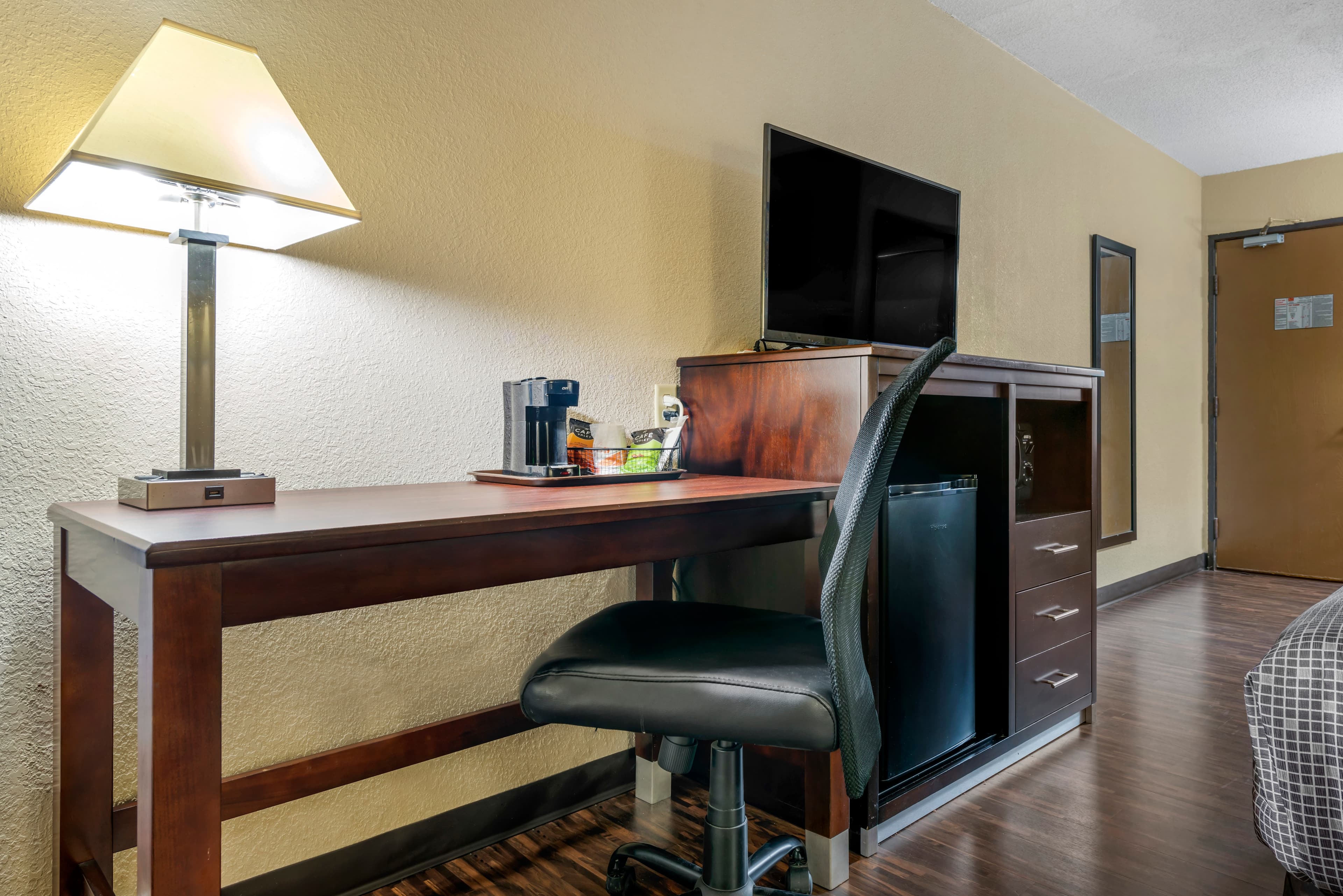 Econo Lodge La Crosse North — 22