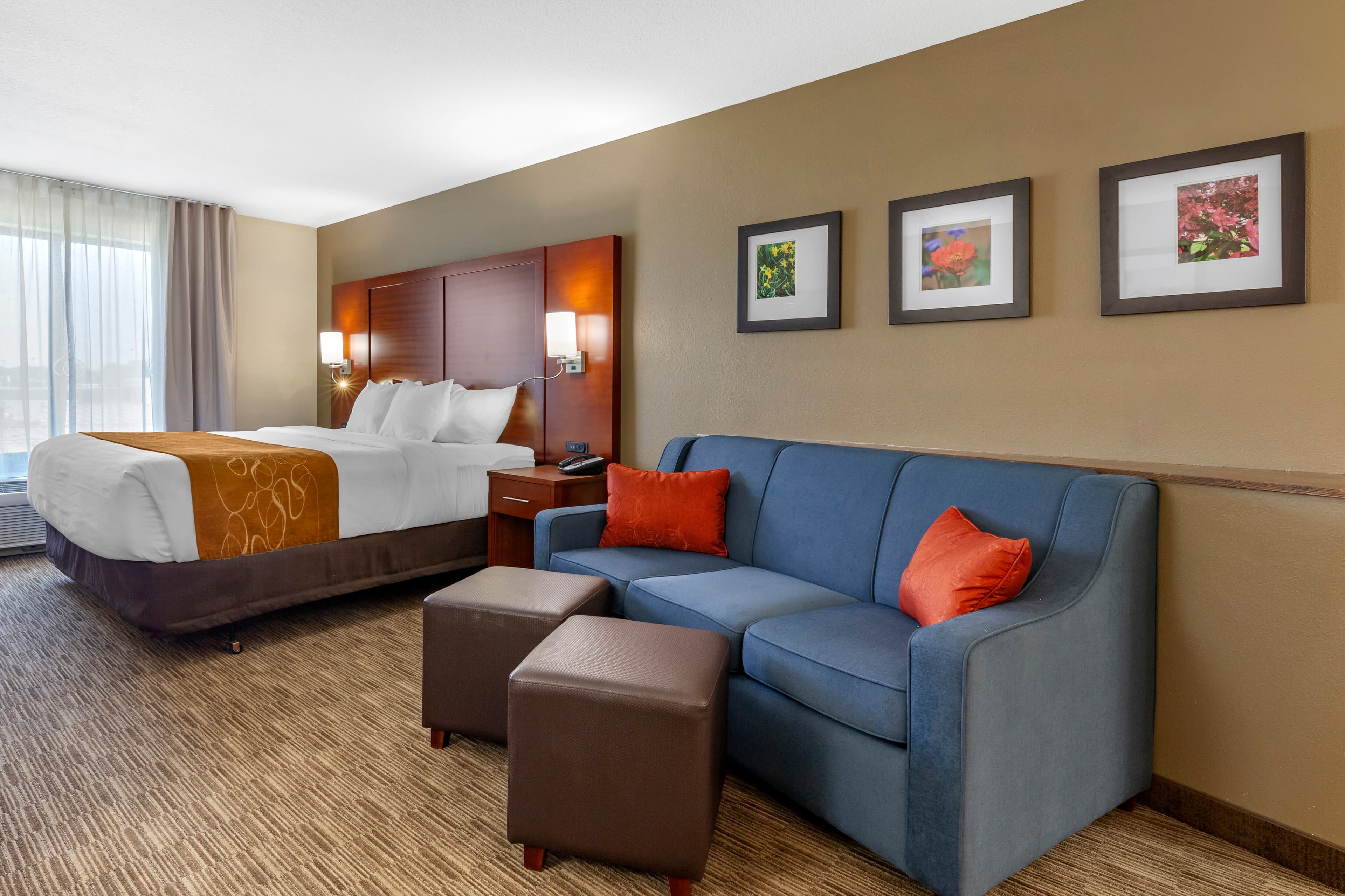 Comfort Suites Oshkosh West — 6