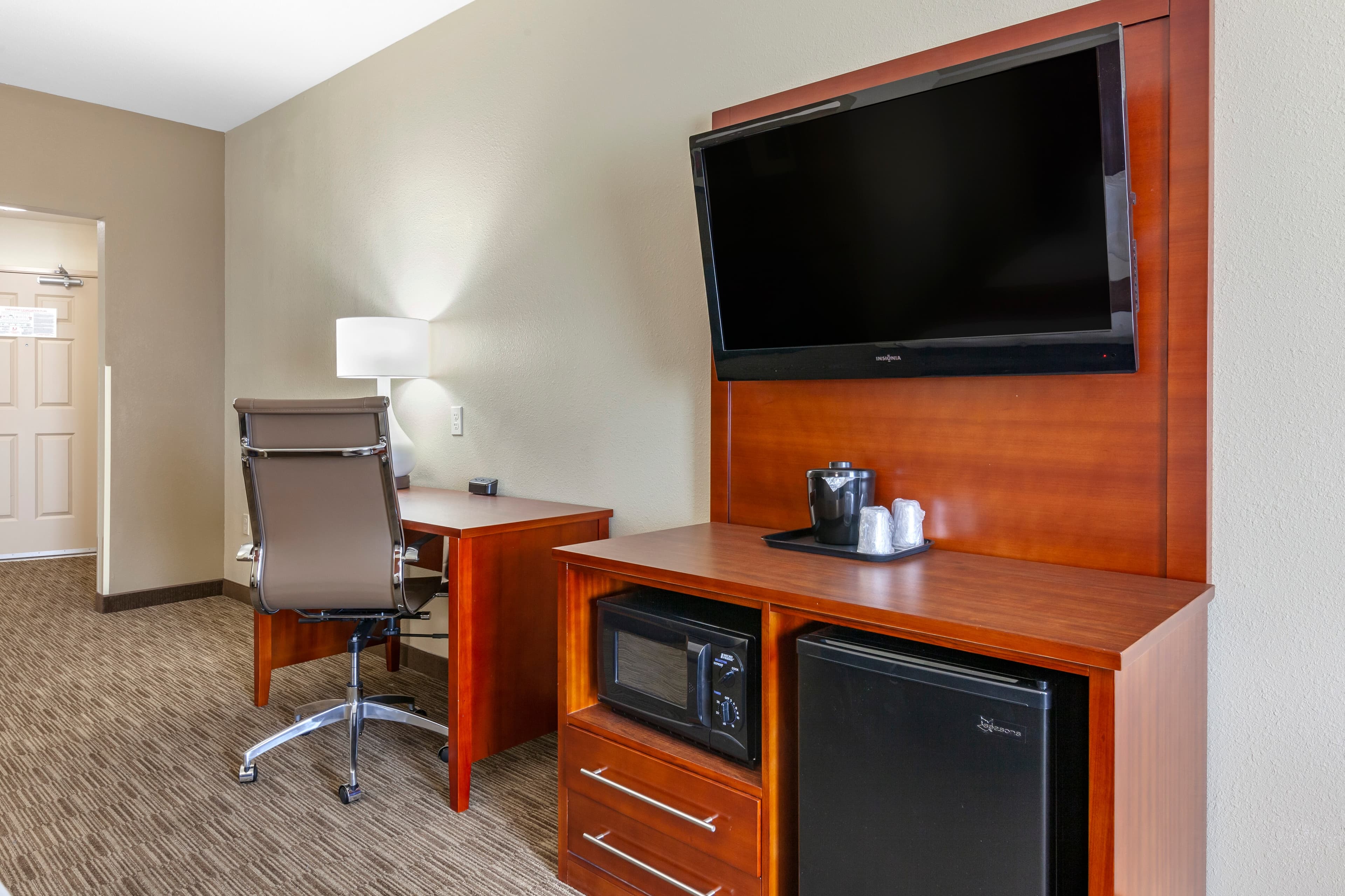 Comfort Suites Oshkosh West — 11