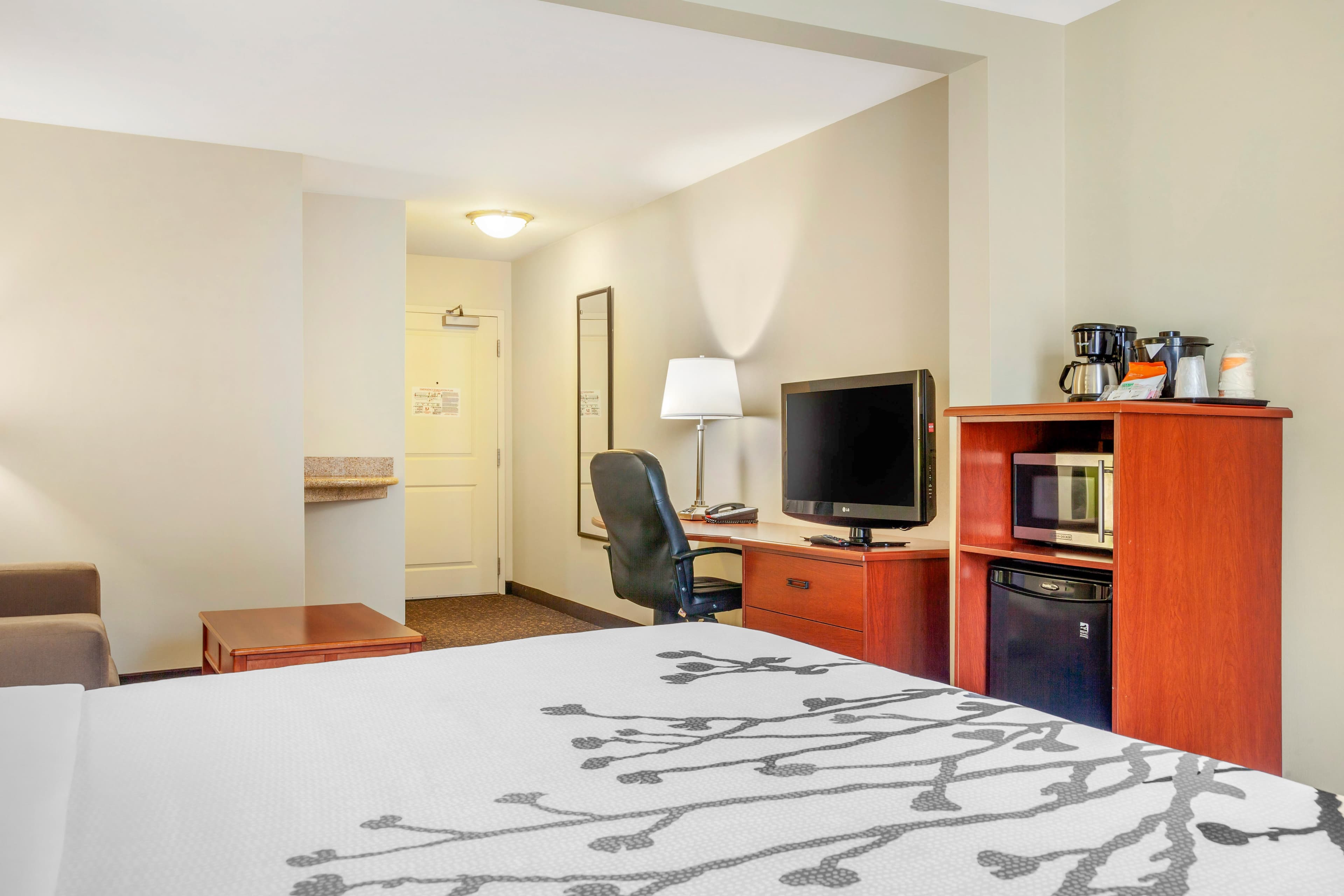 Sleep Inn & Suites Milwaukee Airport — 17