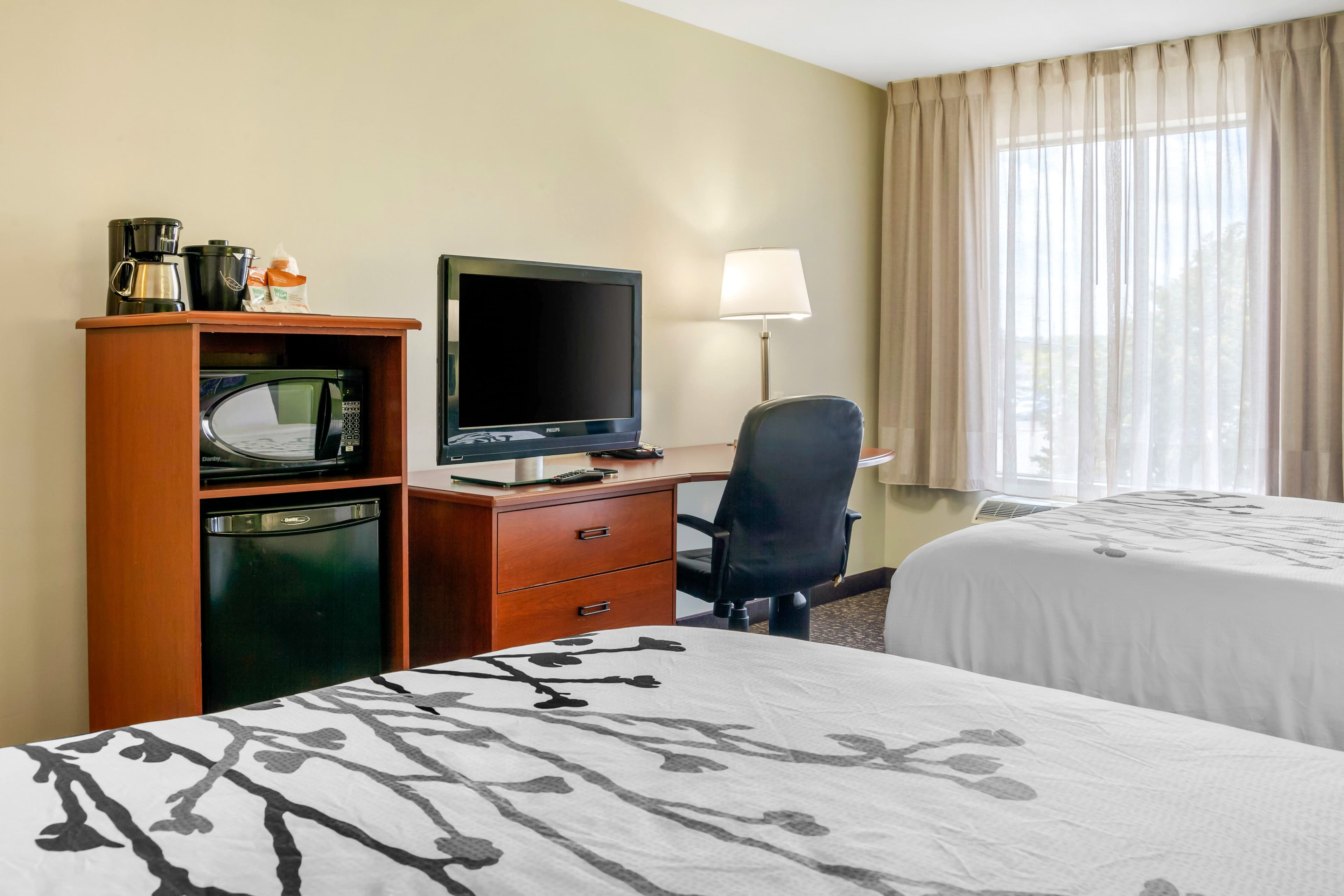 Sleep Inn & Suites Milwaukee Airport — 23