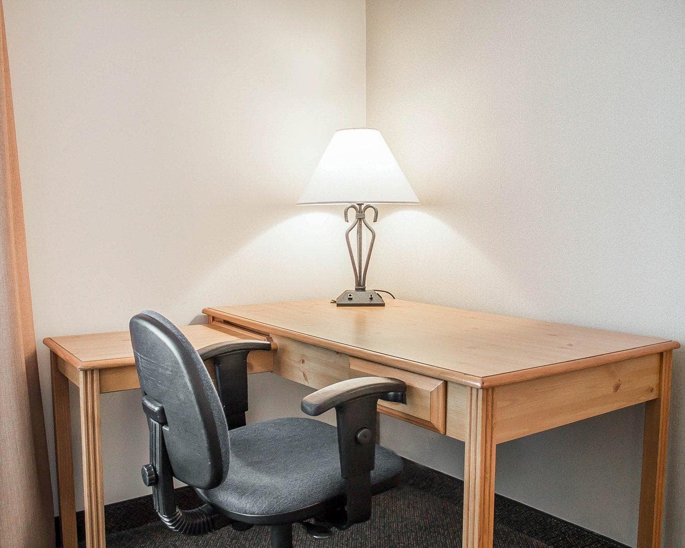 Quality Inn Rhinelander - Image 3