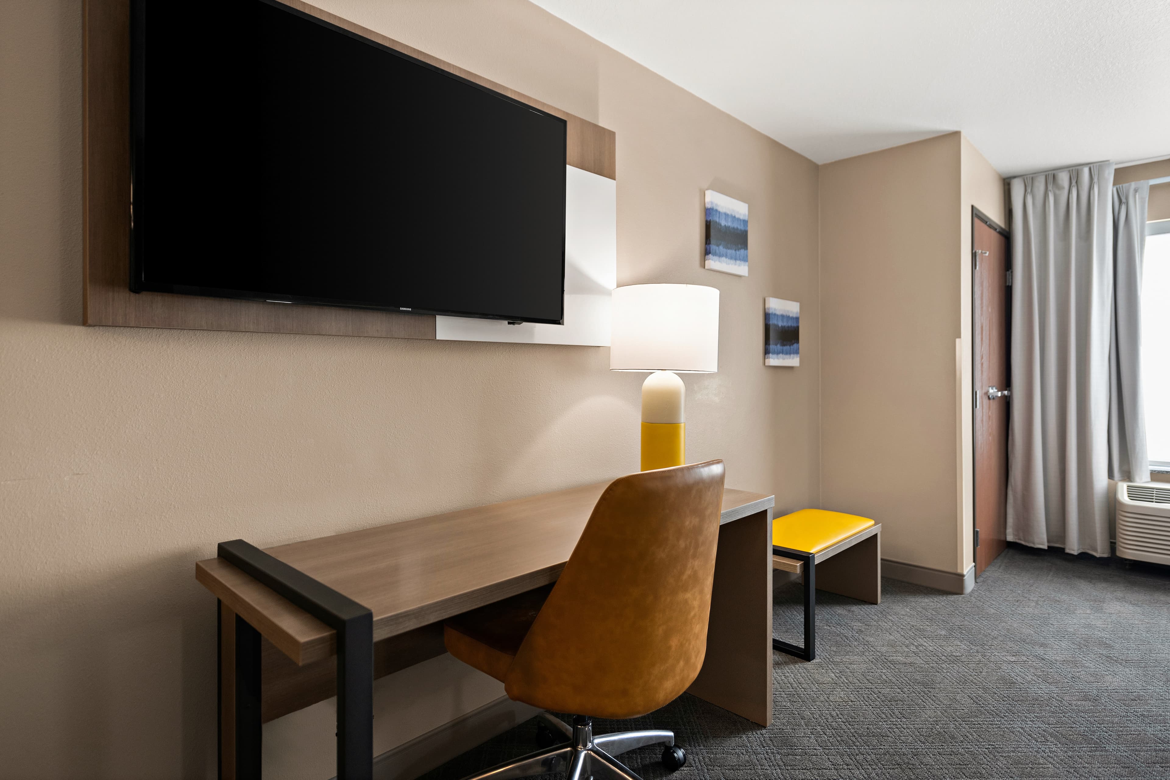 Comfort Suites Hudson I-94 — 6