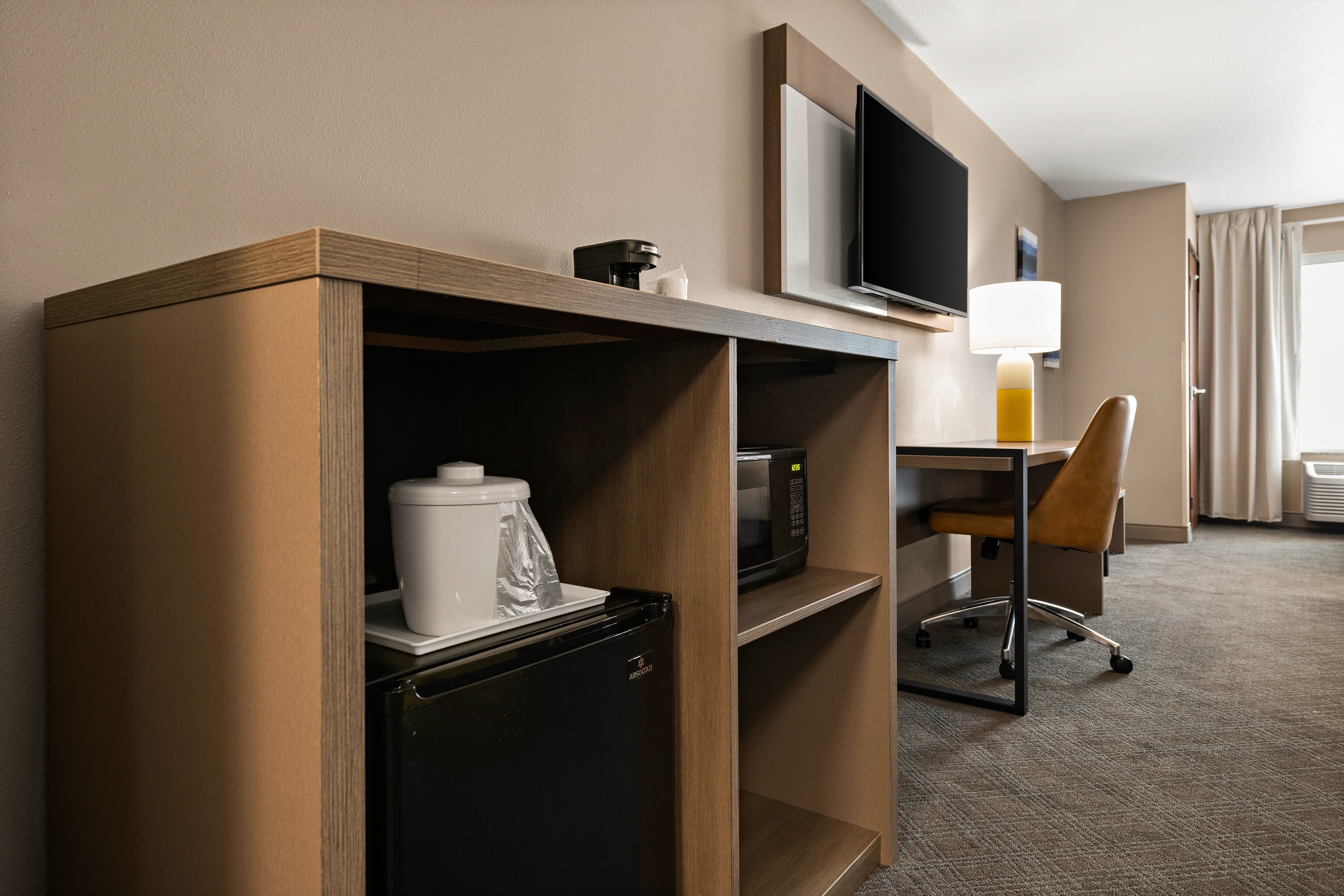 Comfort Suites Hudson I-94 — 9