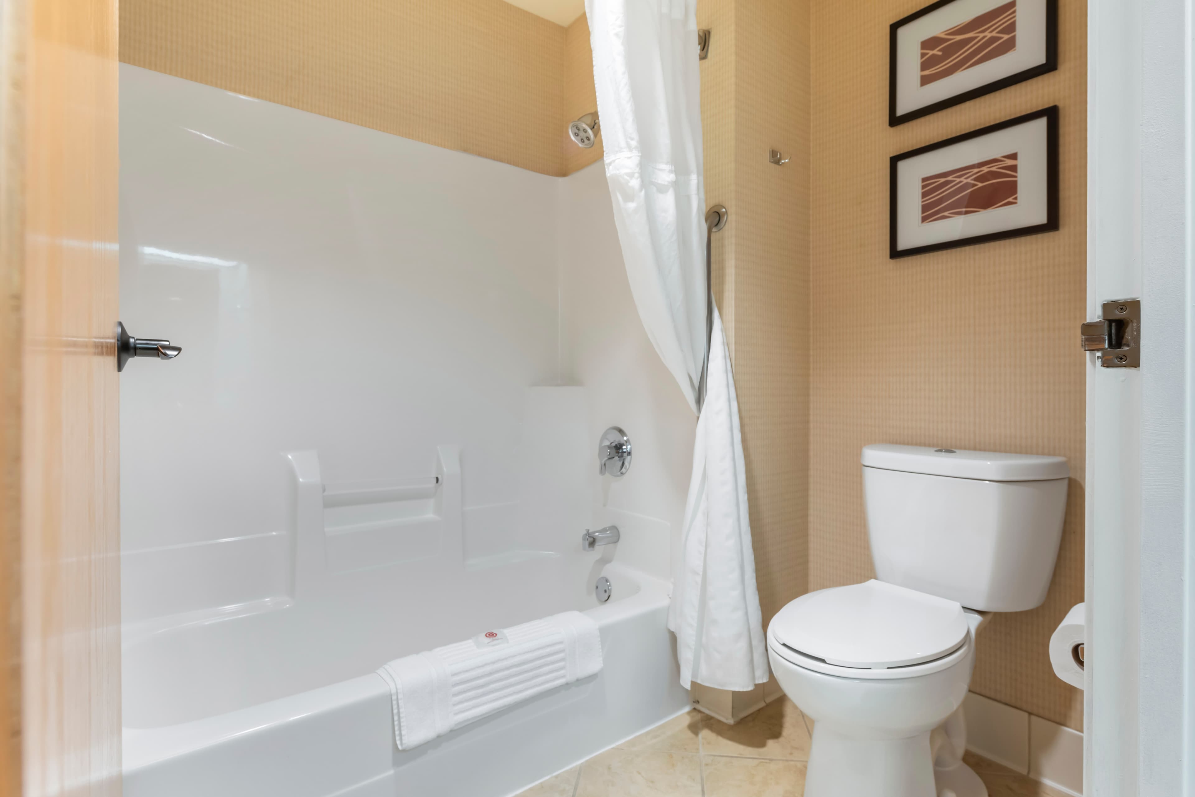 Comfort Inn & Suites Black River Falls I-94 — 7