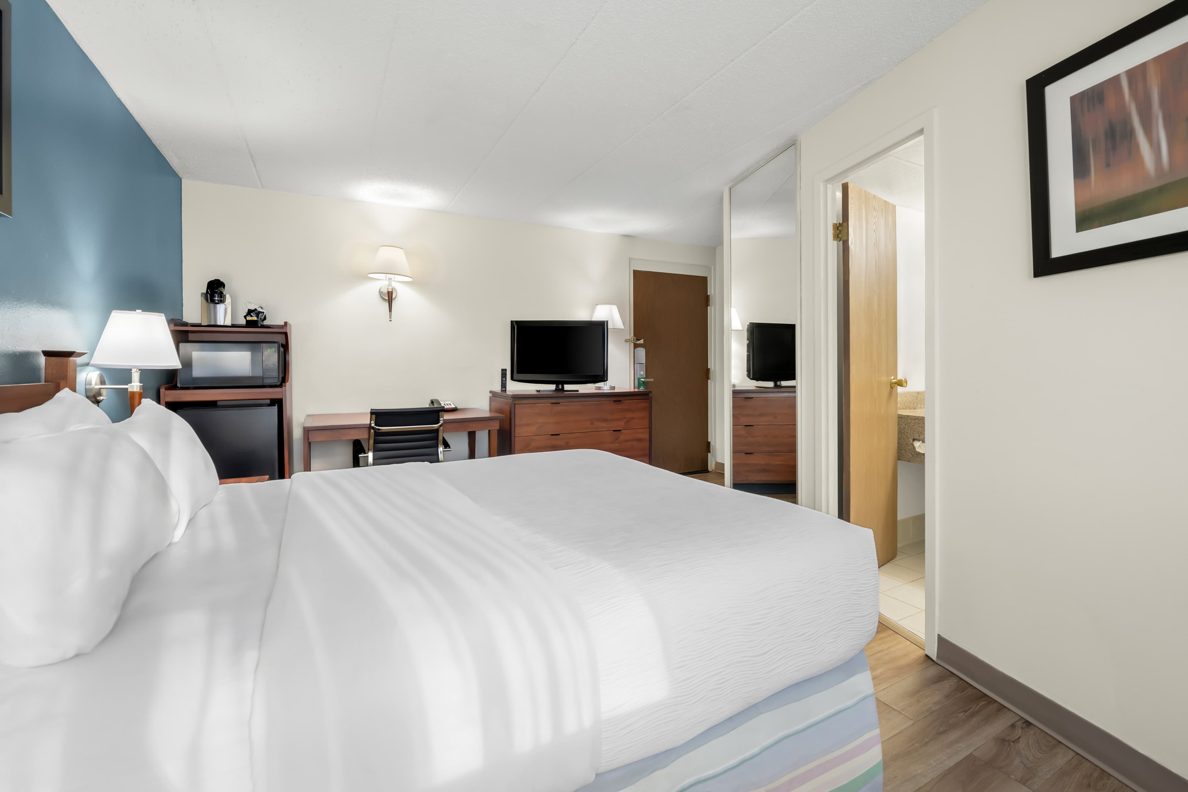 Quality Inn & Suites Black River Falls I-94 — 14