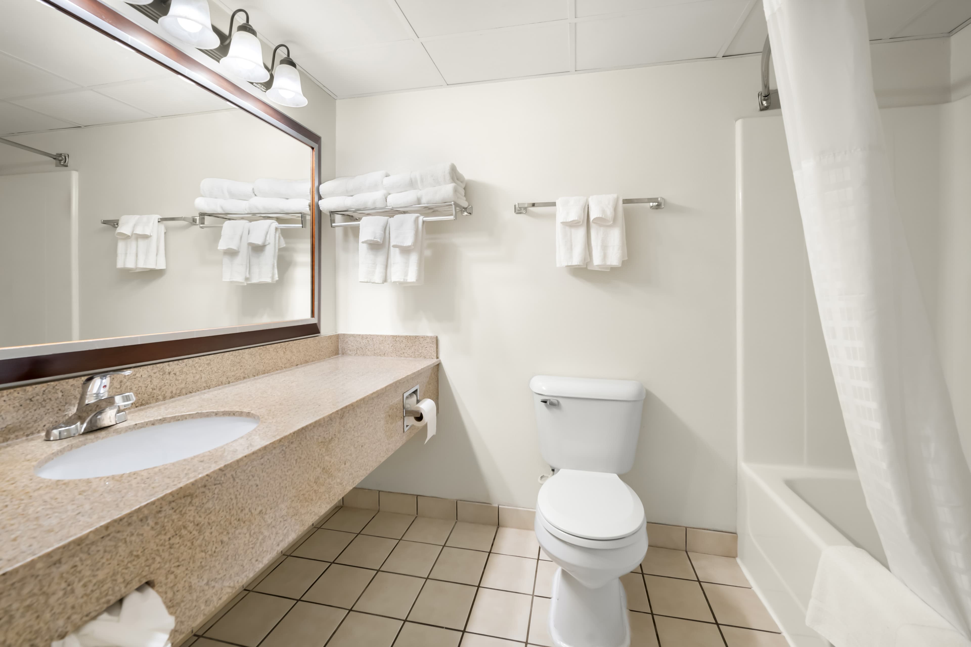 Quality Inn & Suites Black River Falls I-94 — 18