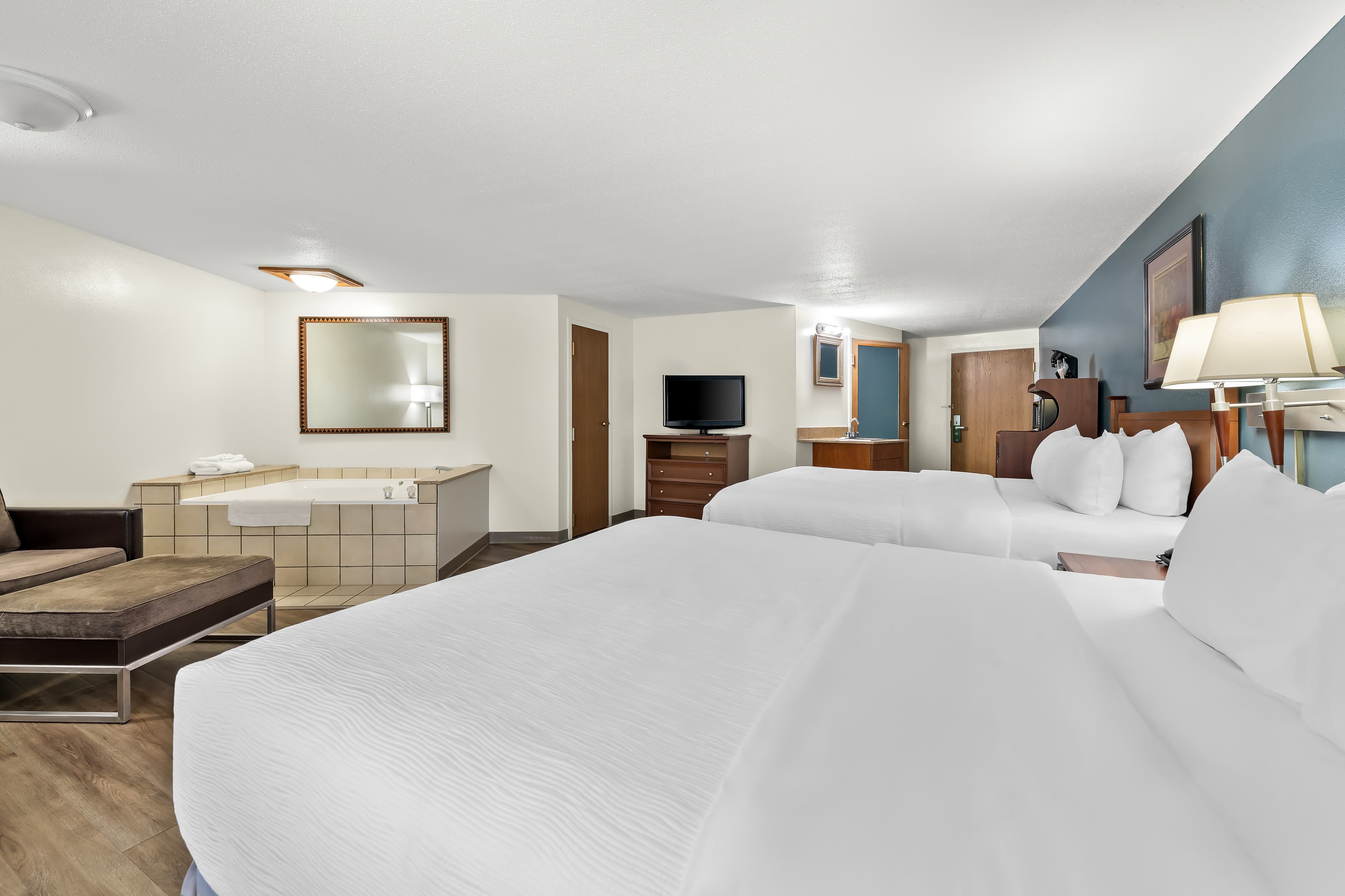 Quality Inn & Suites Black River Falls I-94 — 20
