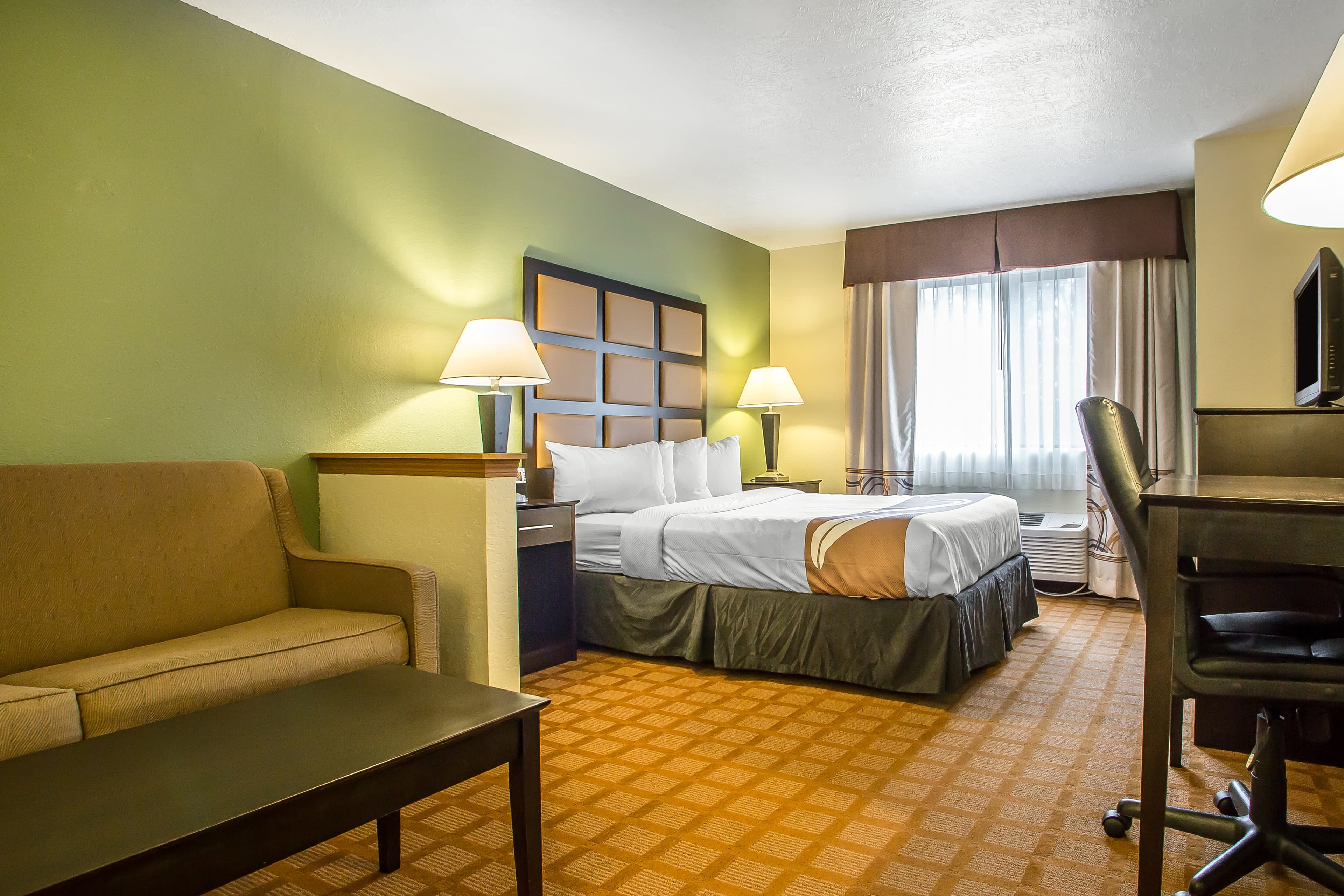 Quality Inn & Suites Marinette — 21