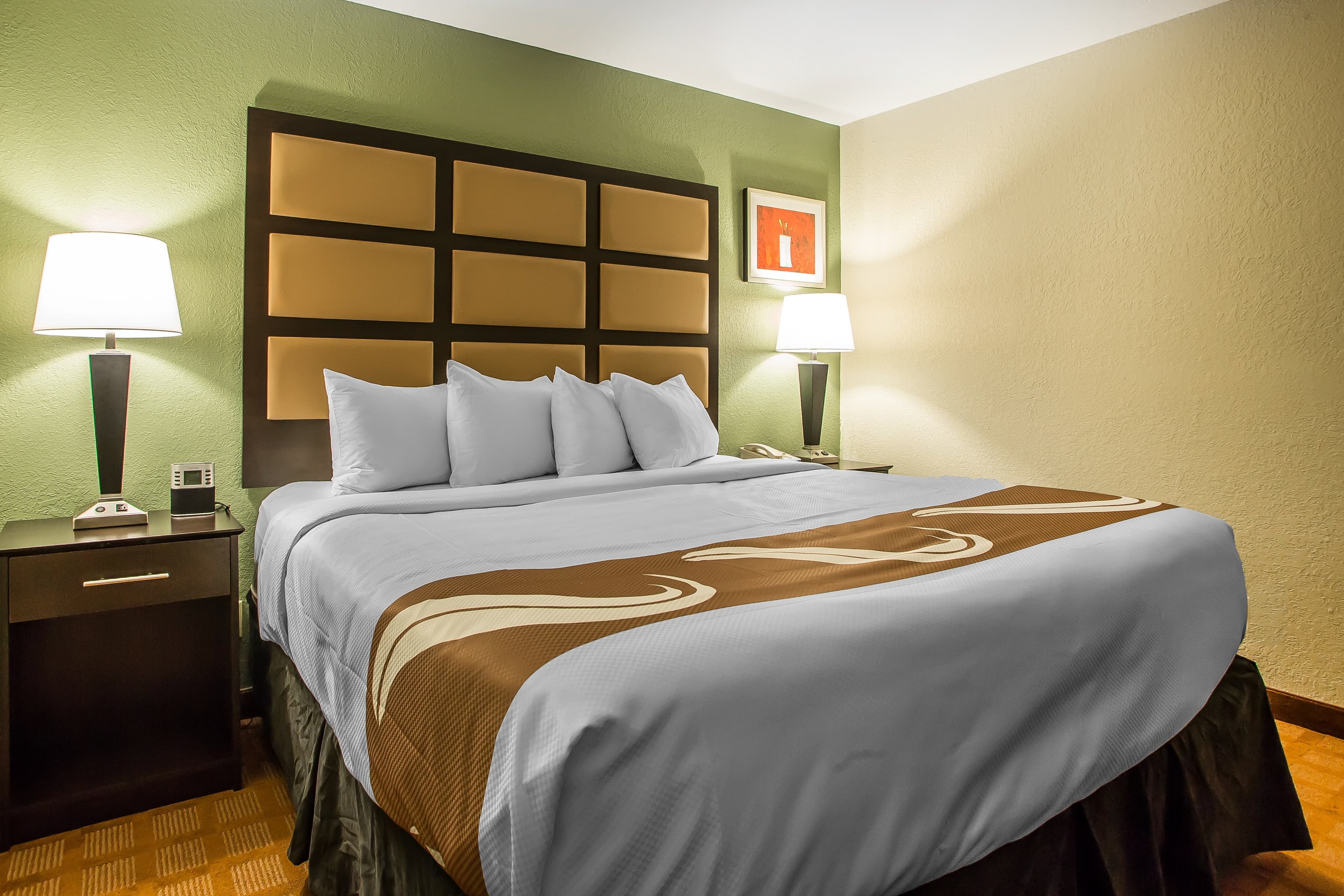 Quality Inn & Suites Marinette — 13
