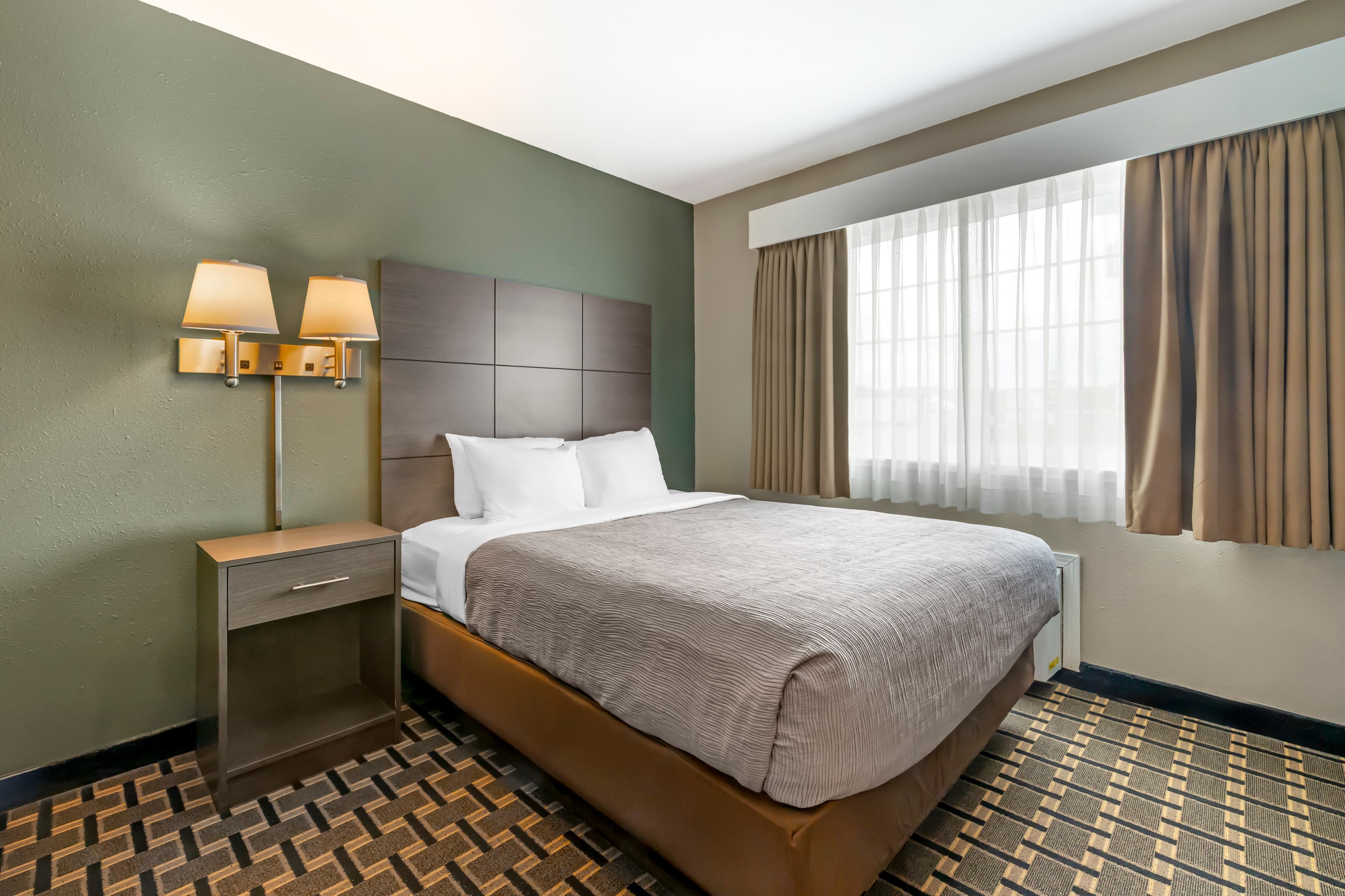 Quality Inn Mauston I-90 - Image 2