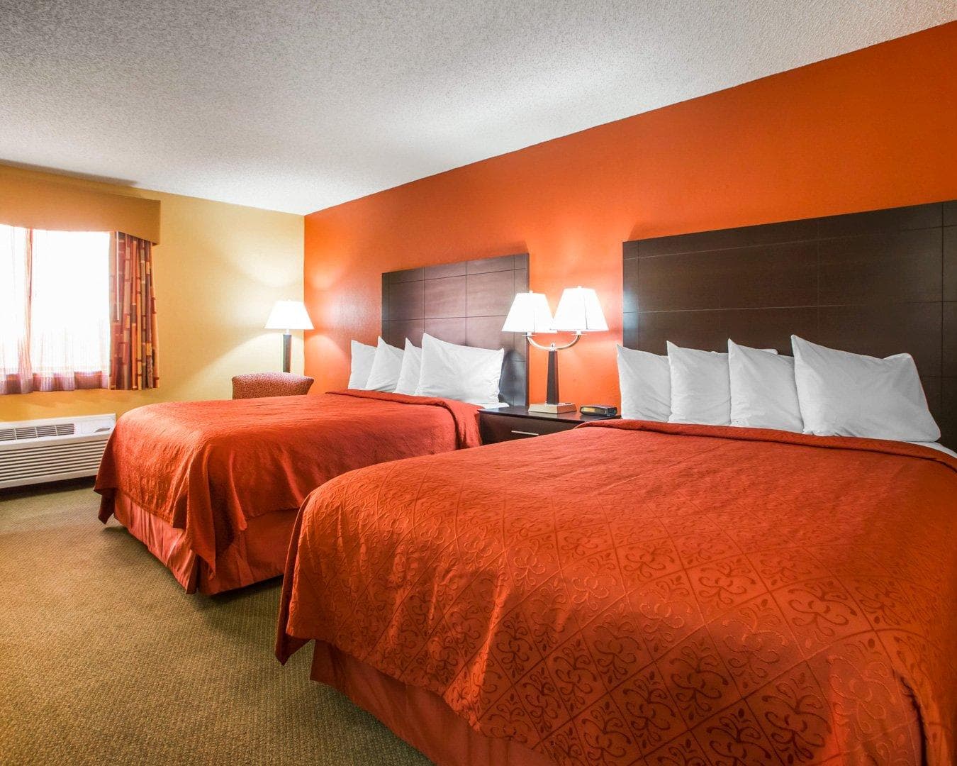 Quality Inn & Suites Kimberly - Appleton East - Image 4
