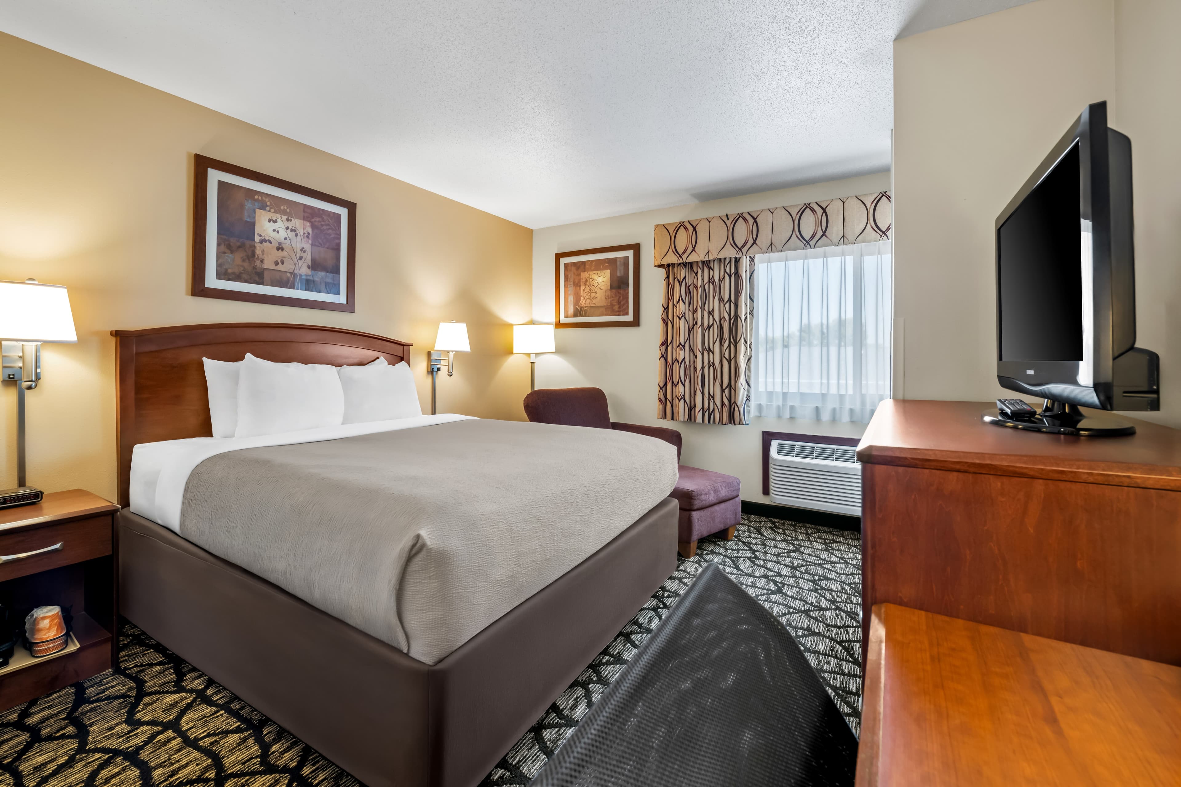Quality Inn La Crosse North — 7