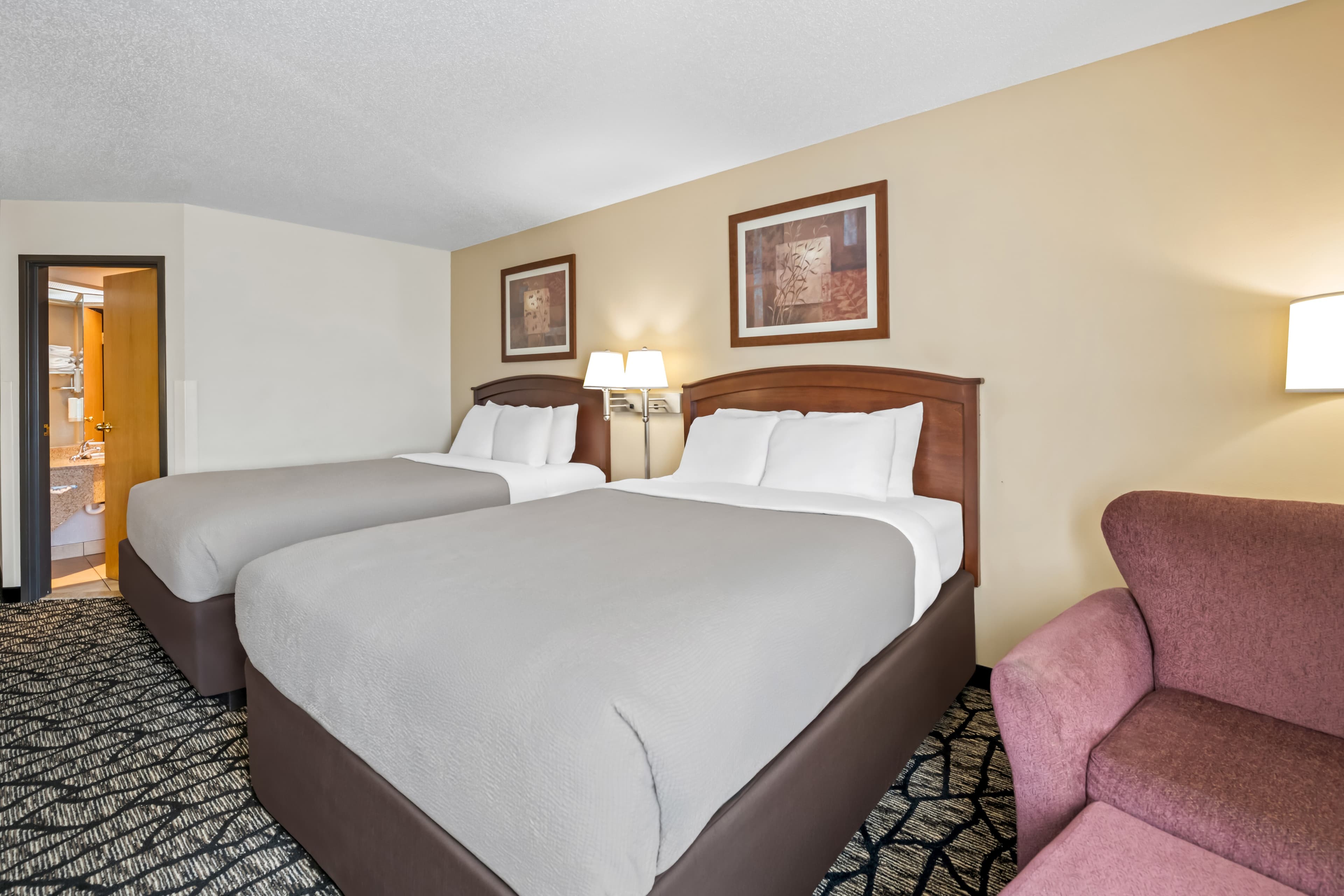Quality Inn La Crosse North — 11