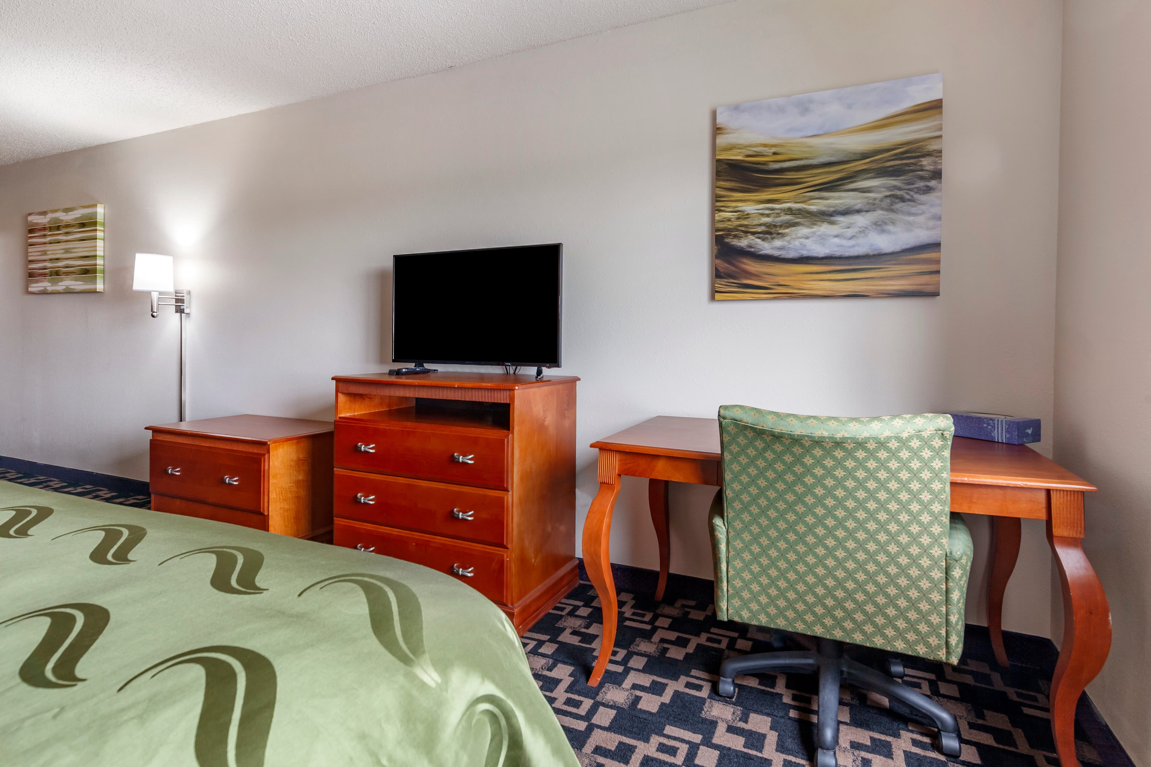 Quality Inn Redgranite — 24