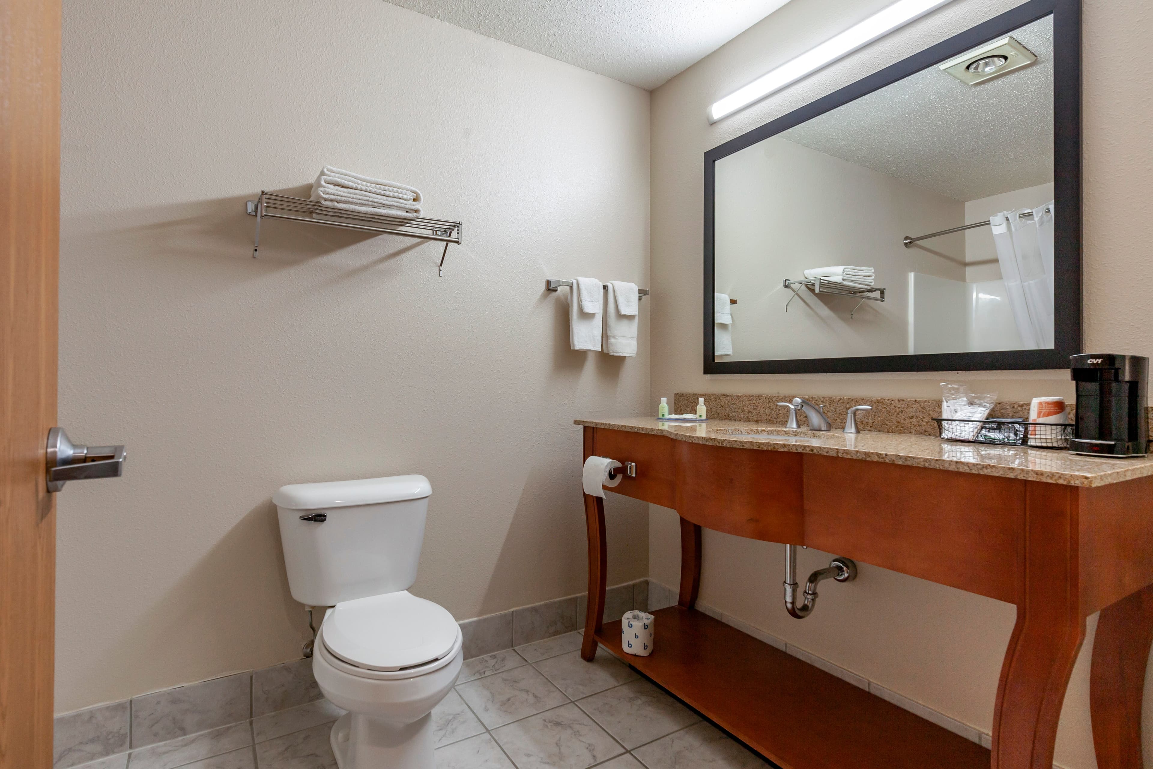 Quality Inn Redgranite — 29