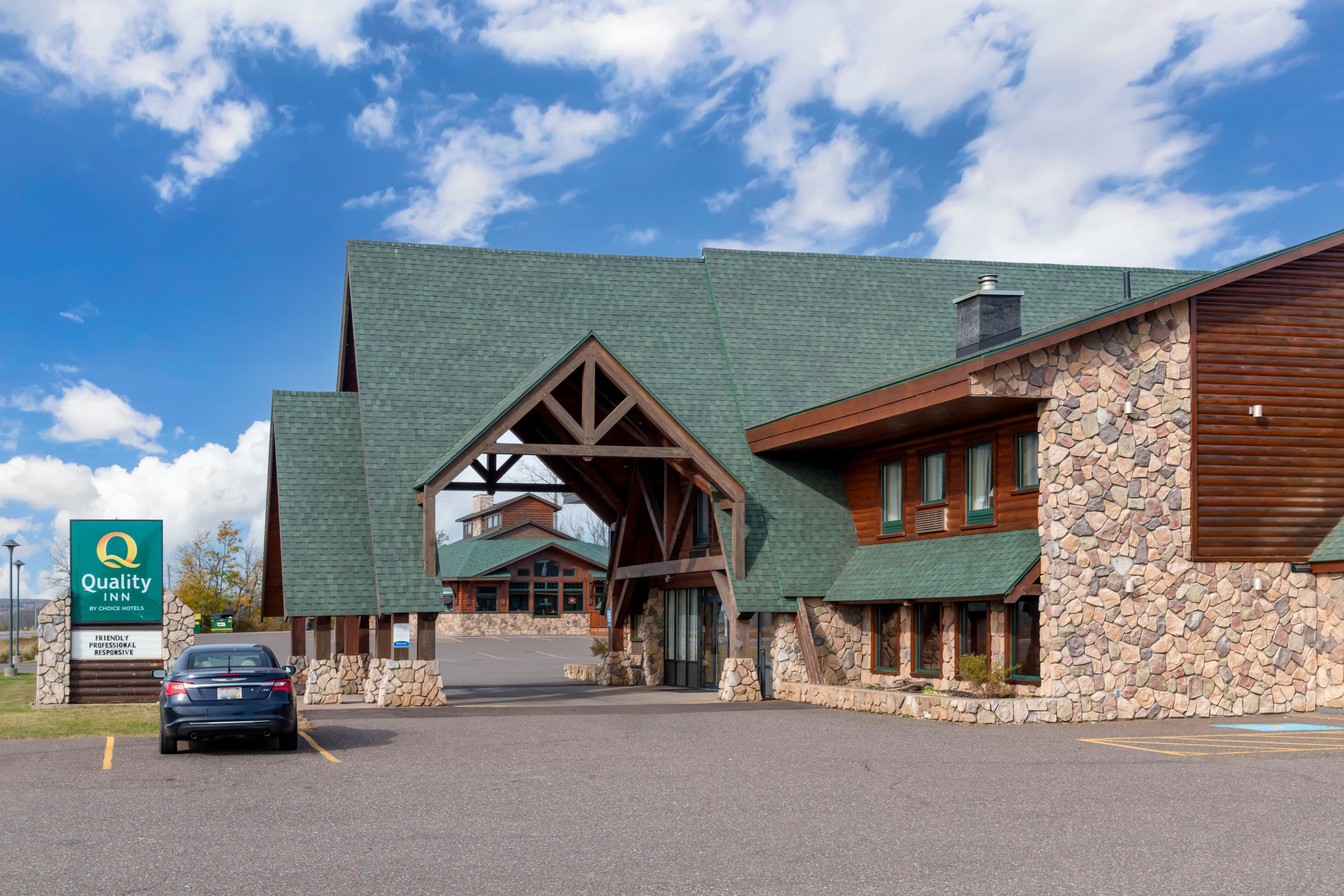 Quality Inn Ashland - Lake Superior - Image 1