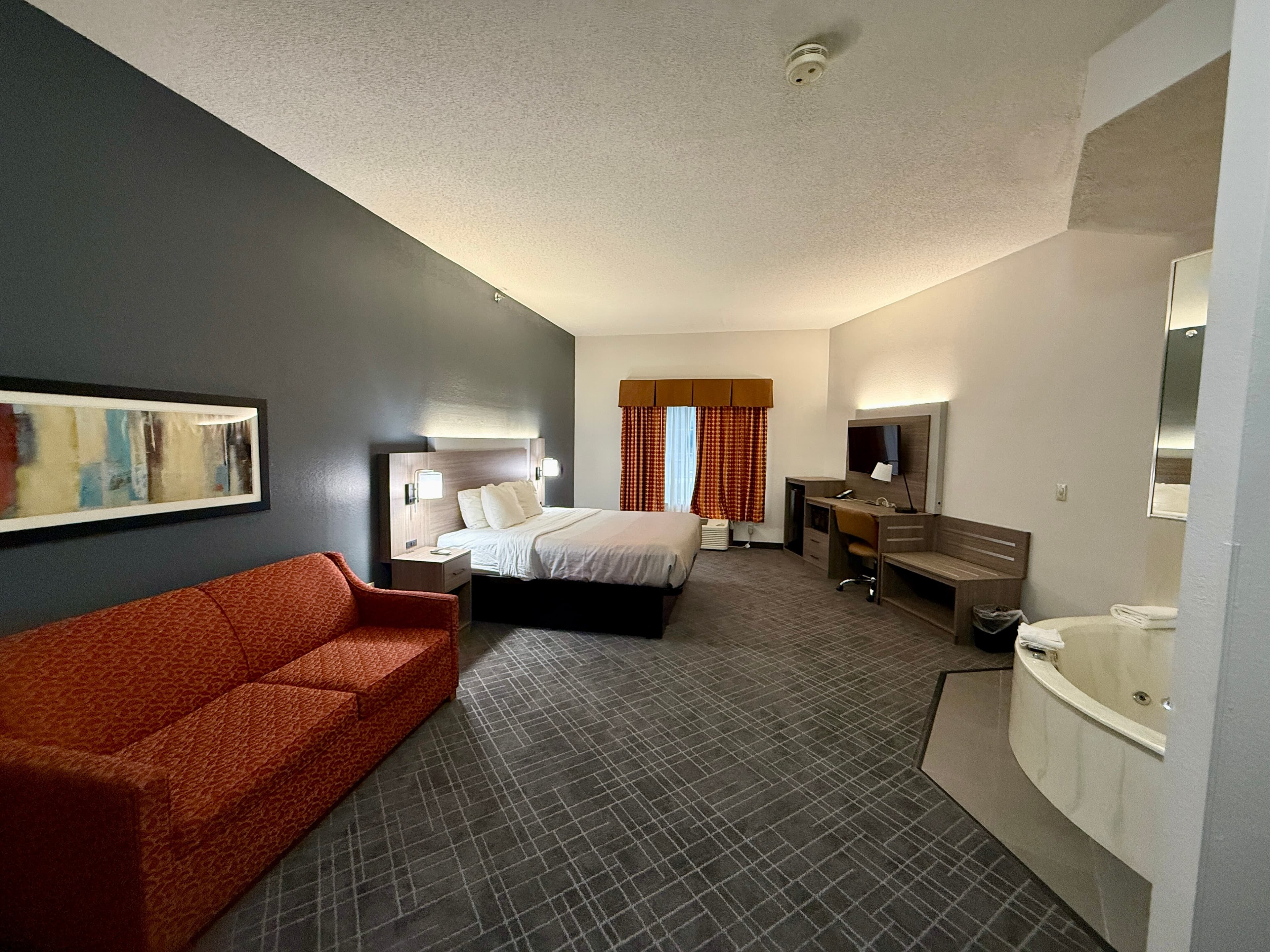 Quality Inn & Suites East Troy I-43 — 18