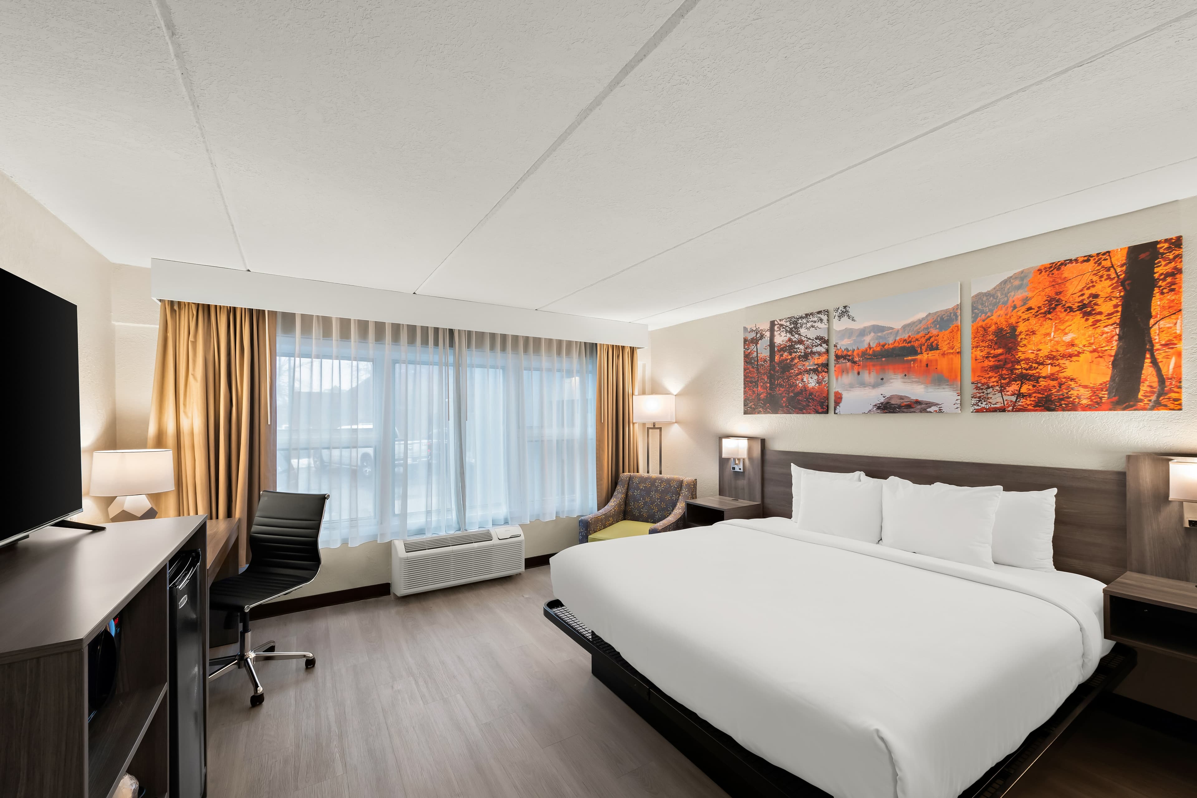 Clarion Pointe Rhinelander Downtown — 12