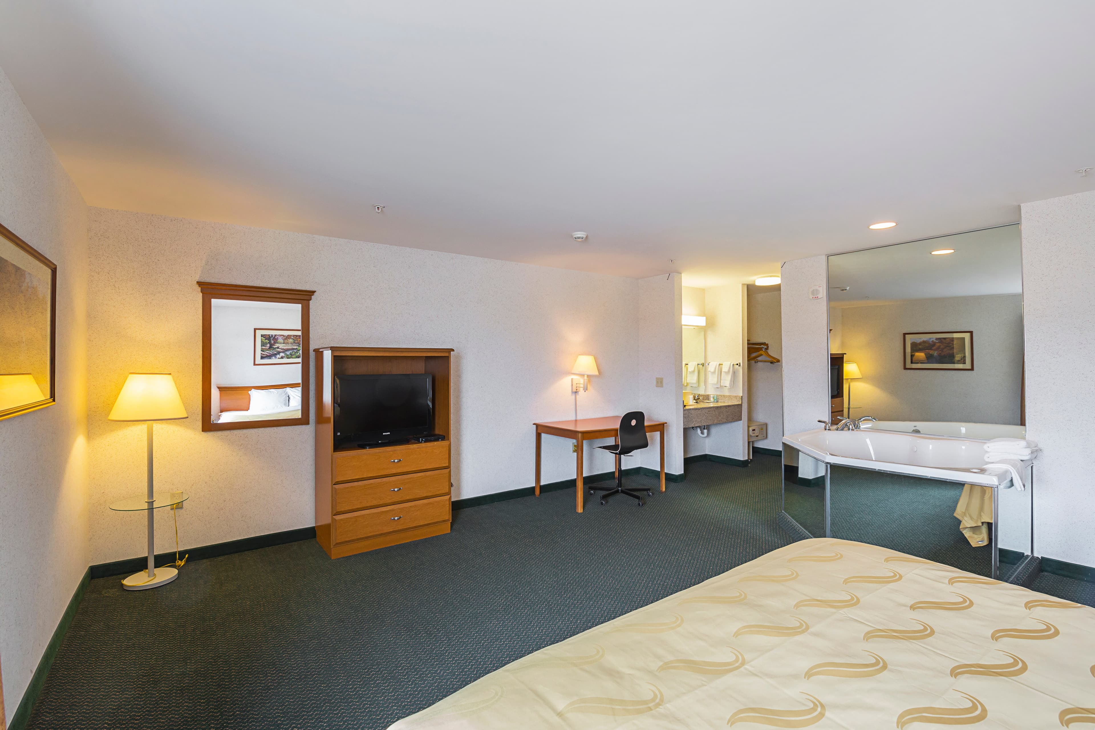 Quality Inn & Suites Belmont - Platteville — 18