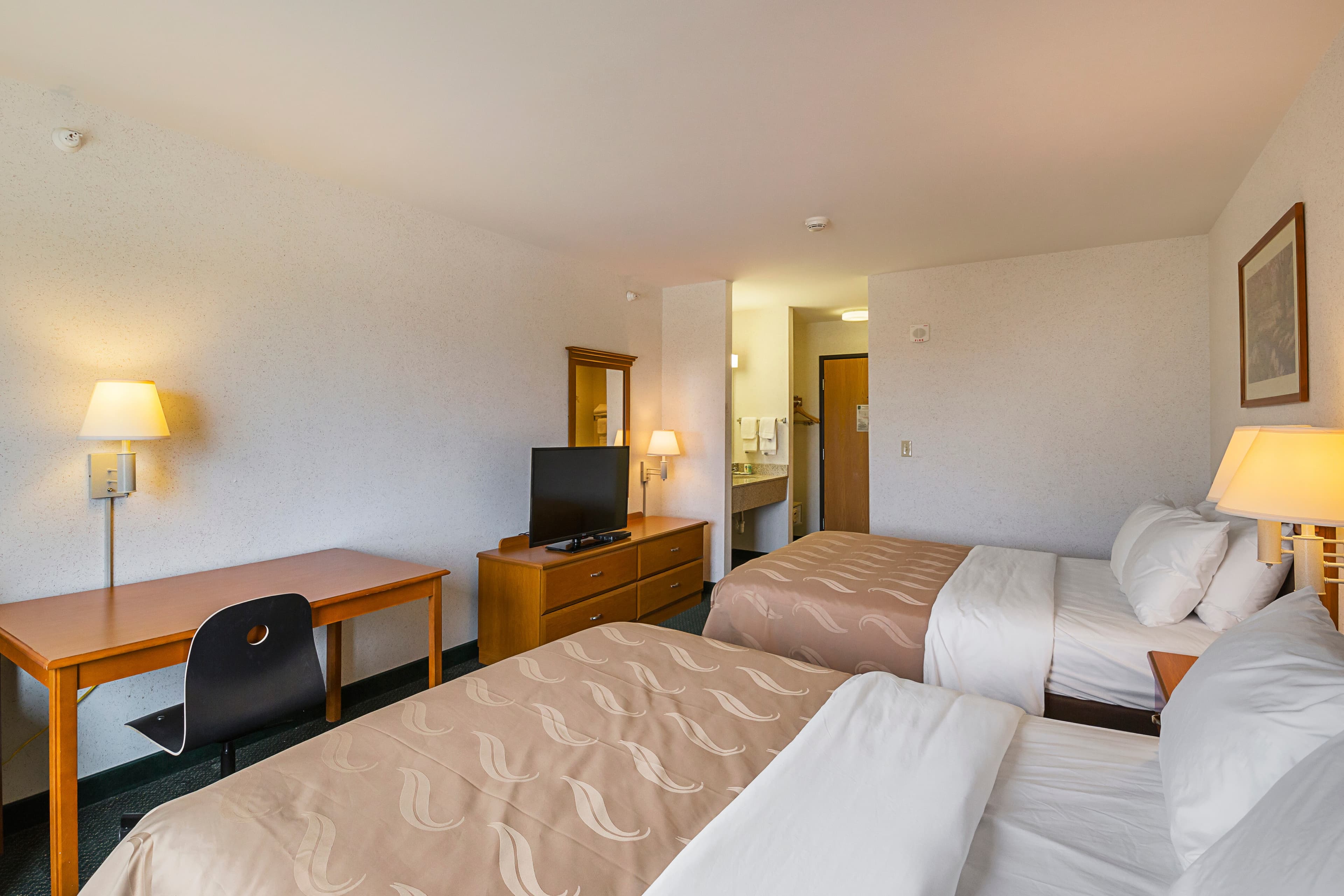 Quality Inn & Suites Belmont - Platteville — 10