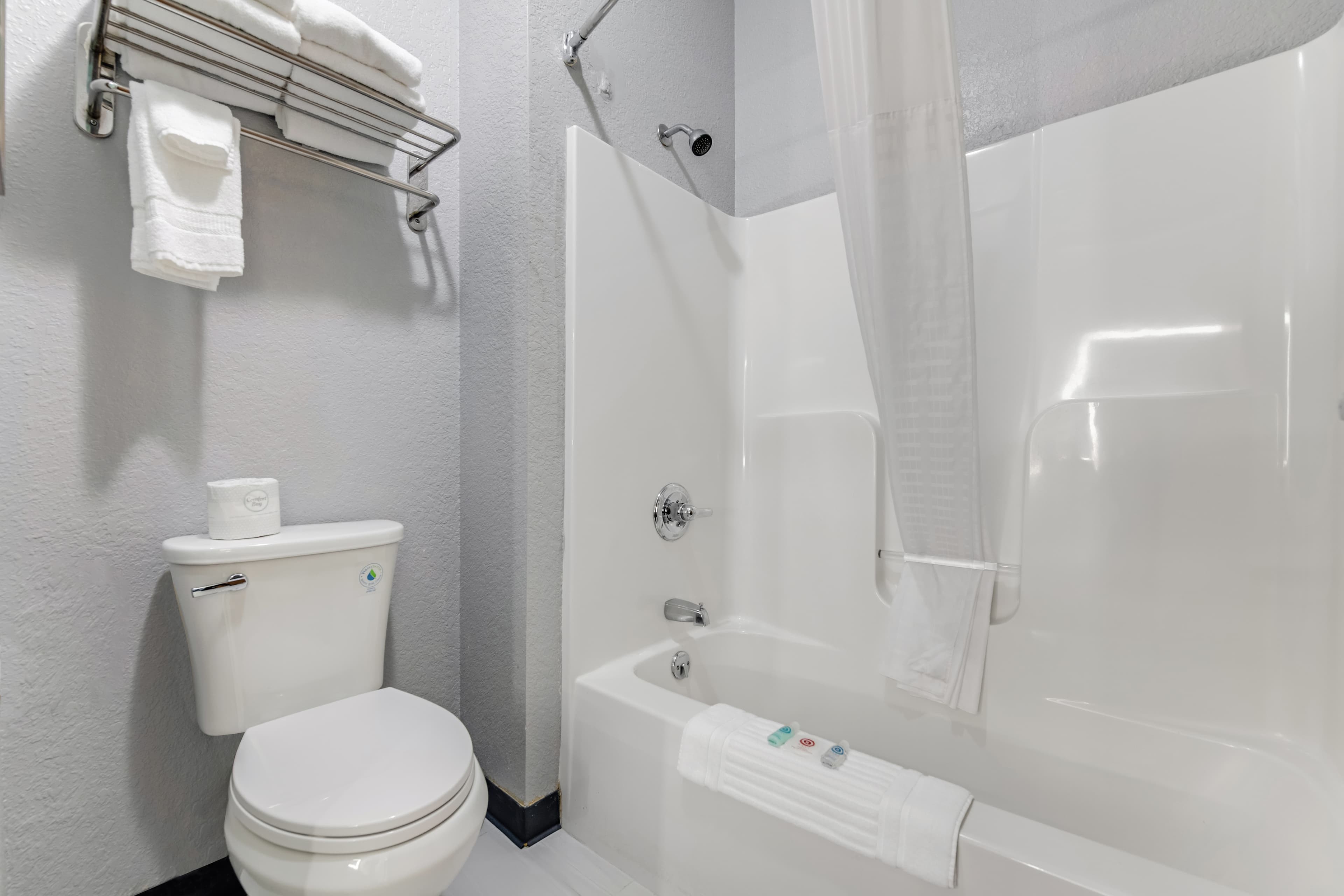 Comfort Inn & Suites Weston - Wausau — 10