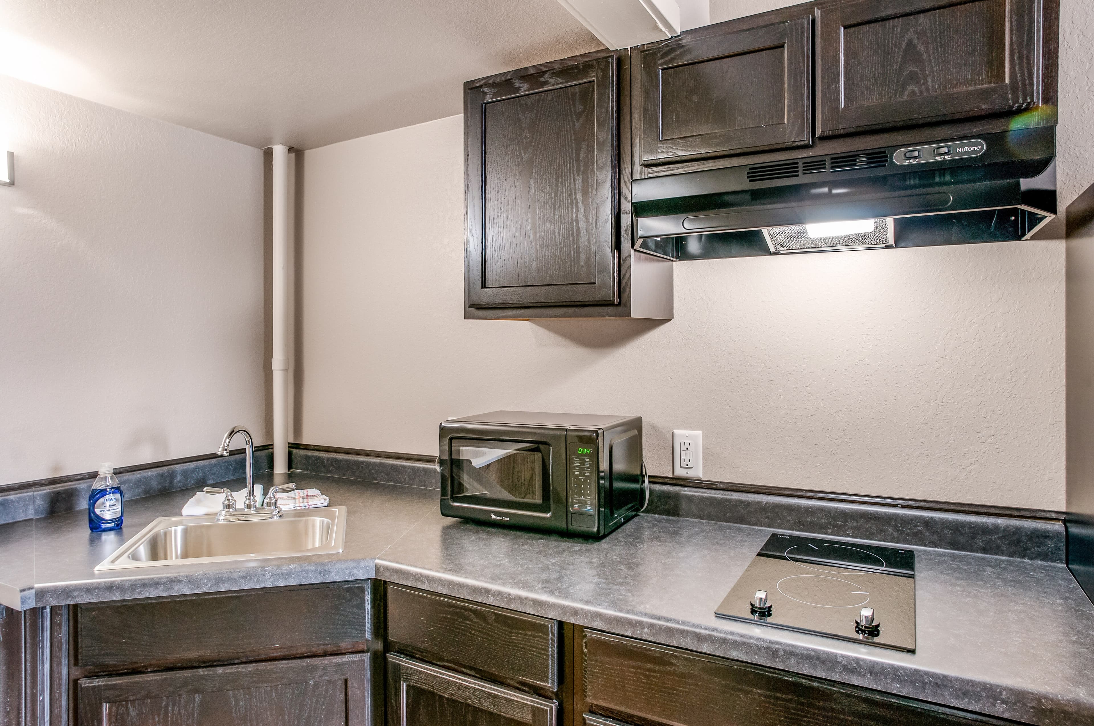Suburban Studios Neenah-Appleton — 13