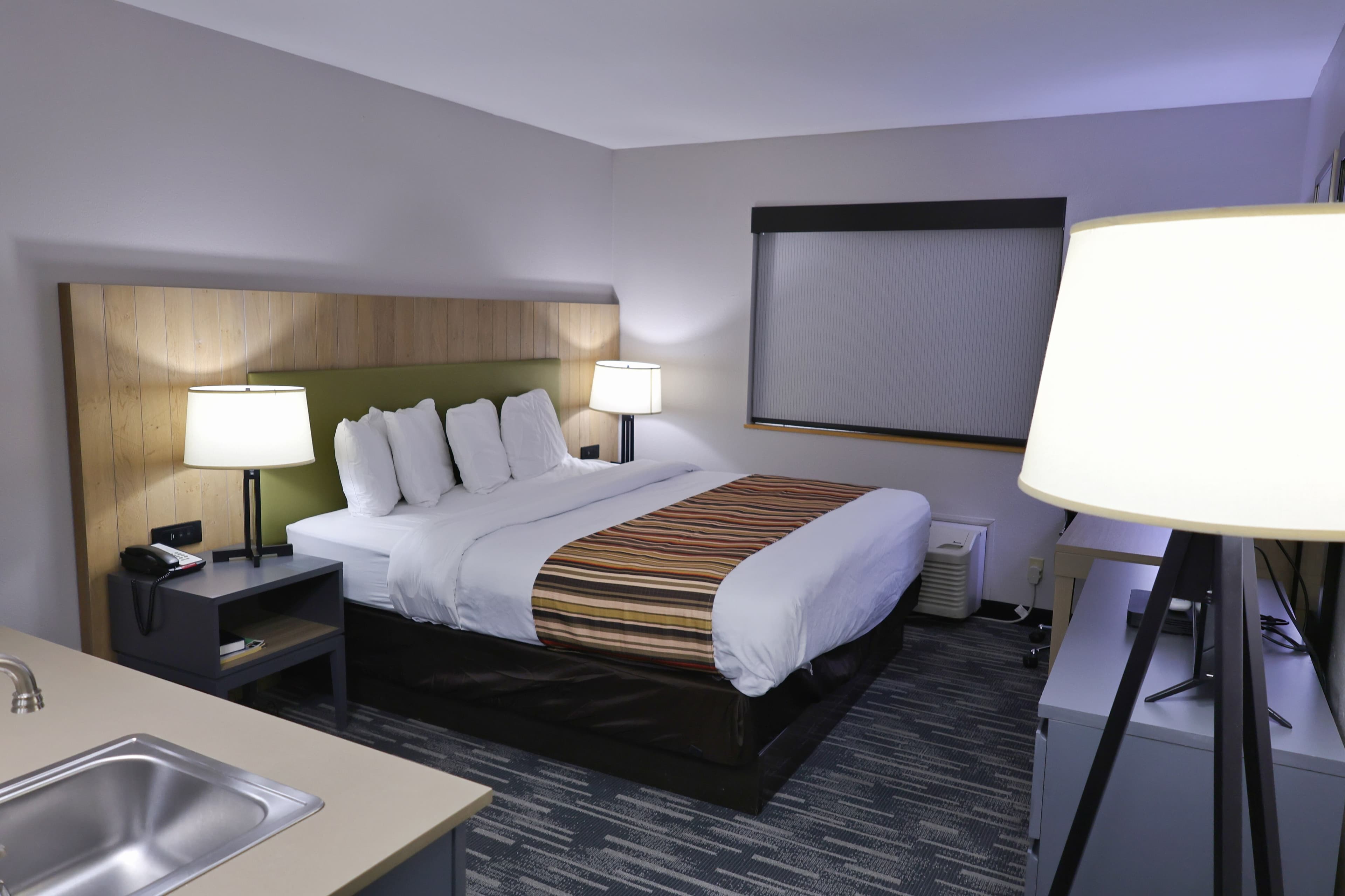 Country Inn & Suites by Radisson, Sparta, WI — 7