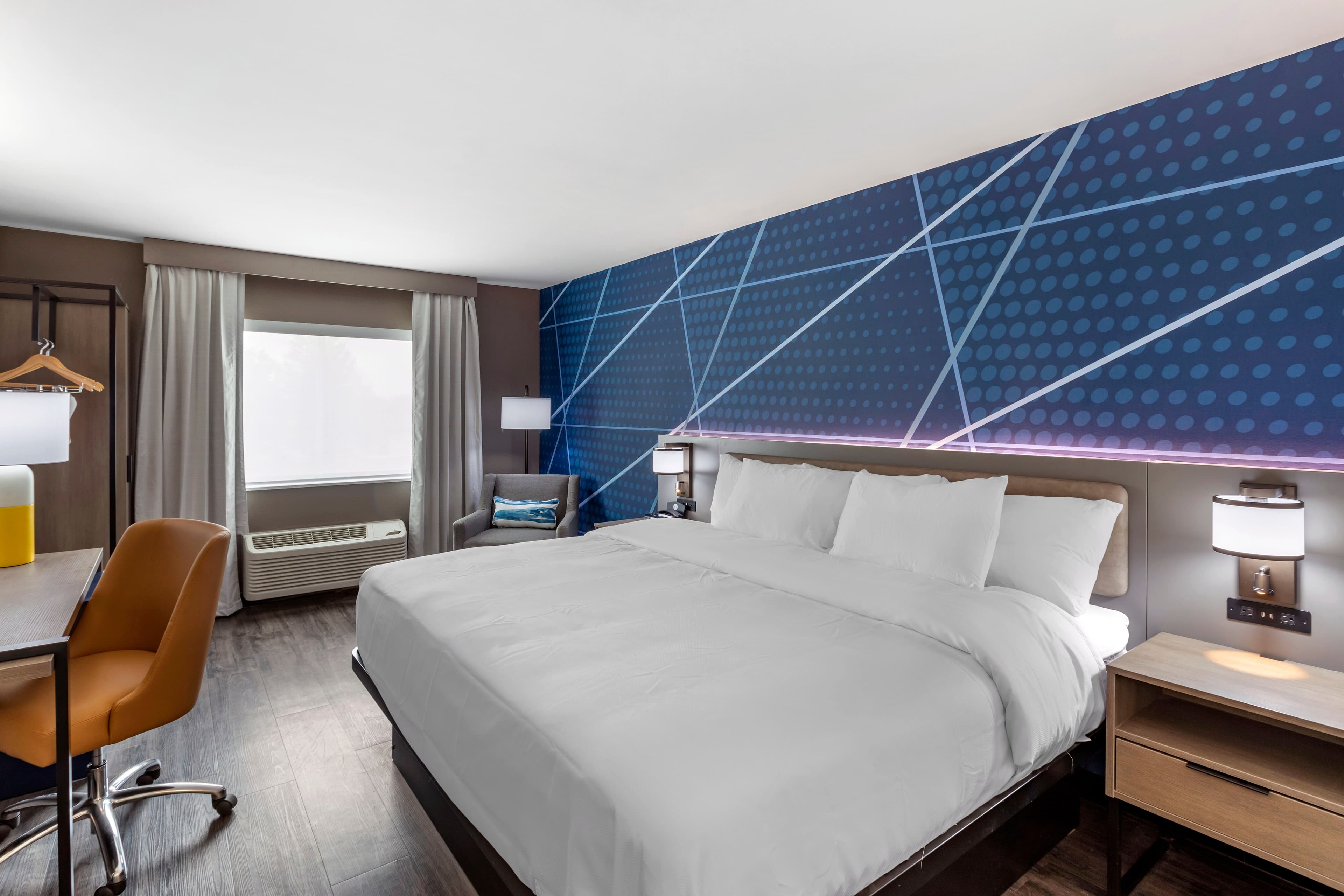 Comfort Inn Mount Pleasant - Racine - Image 3
