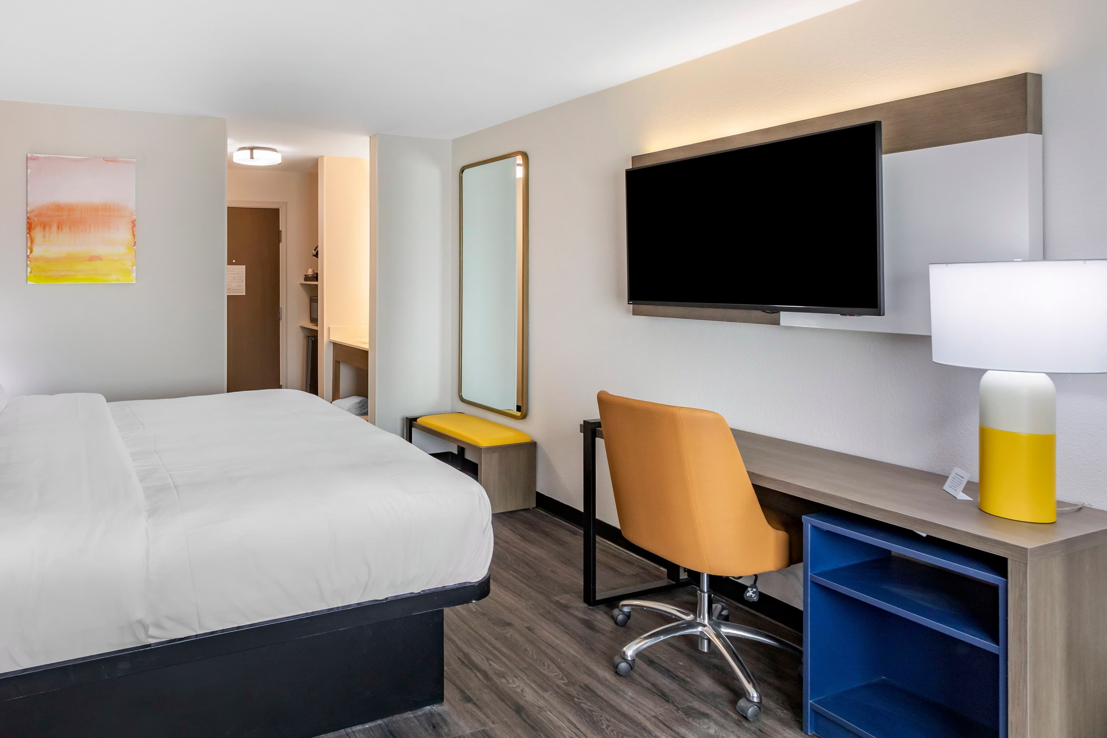 Comfort Inn Mount Pleasant - Racine - Image 5