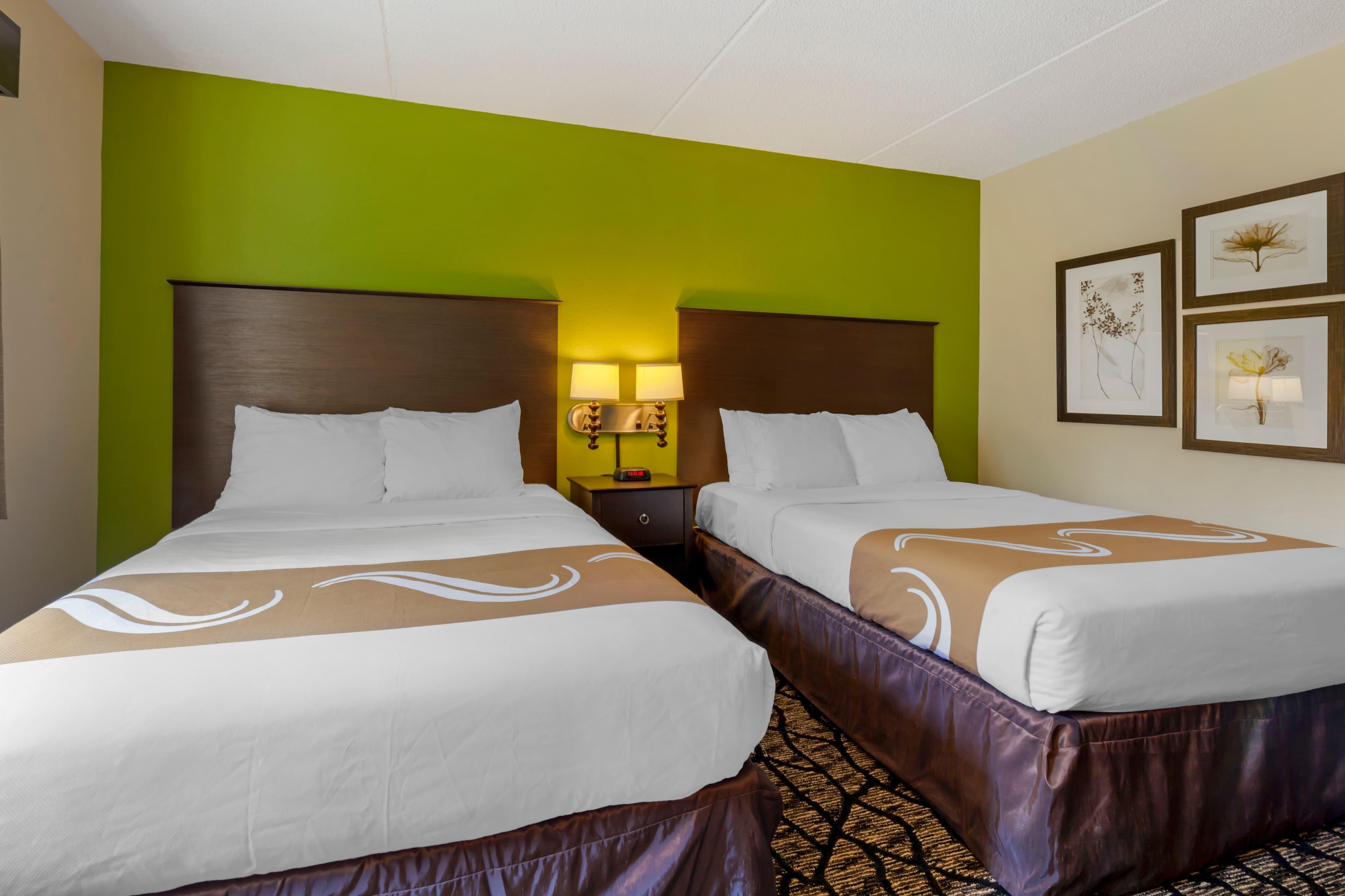 Quality Inn Oshkosh Aviation Park - Image 3