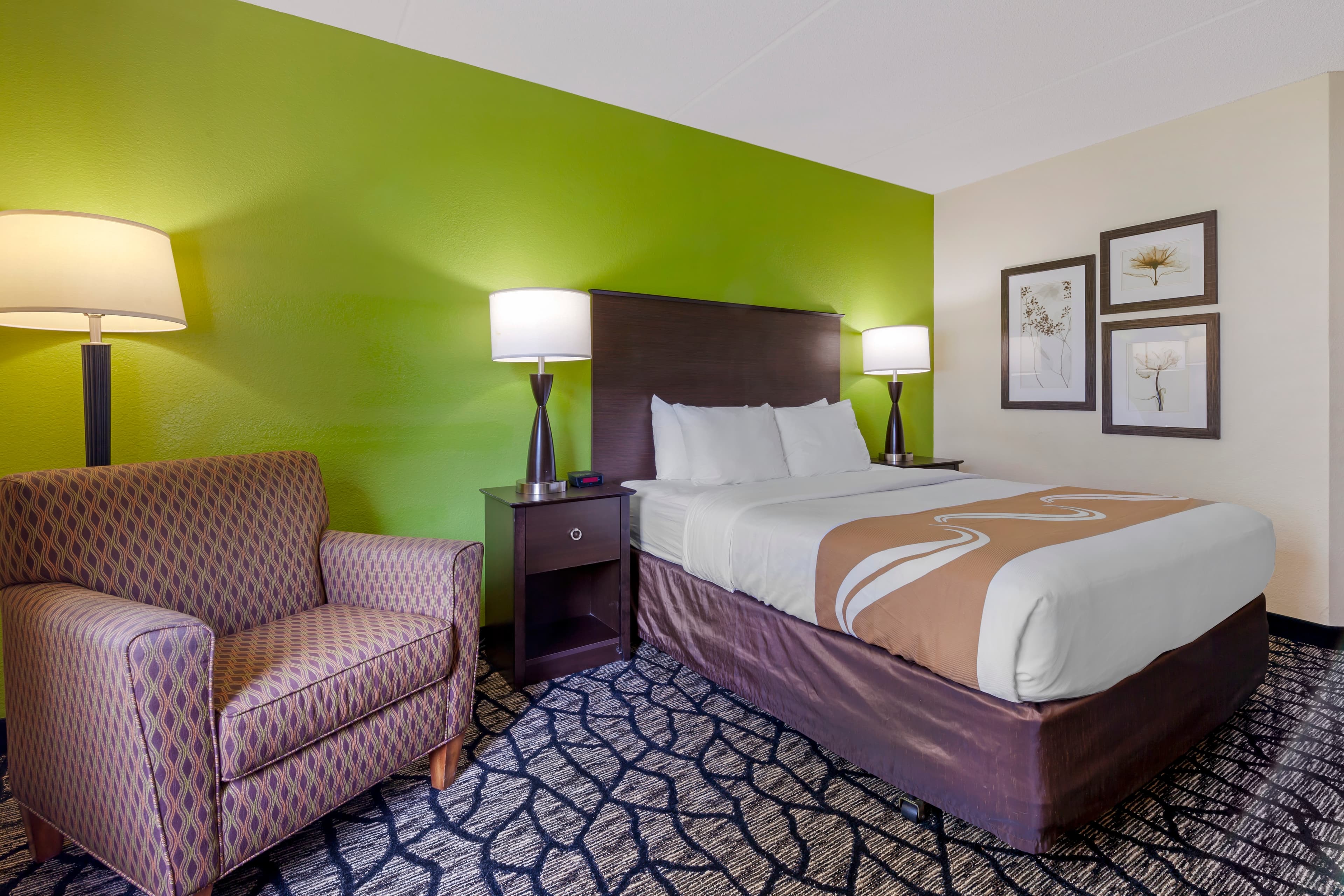 Quality Inn Oshkosh Aviation Park — 8
