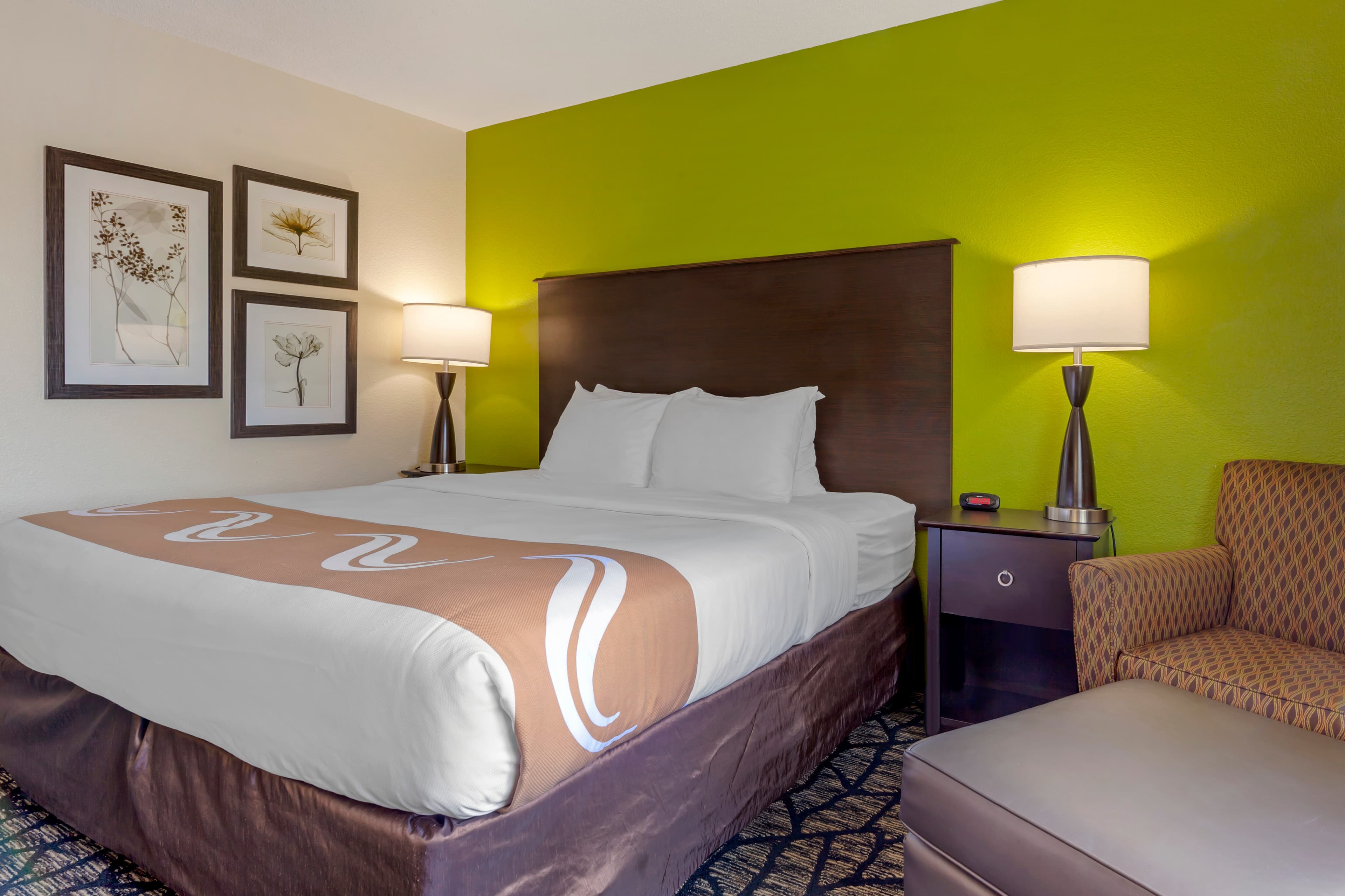 Quality Inn Oshkosh Aviation Park — 13